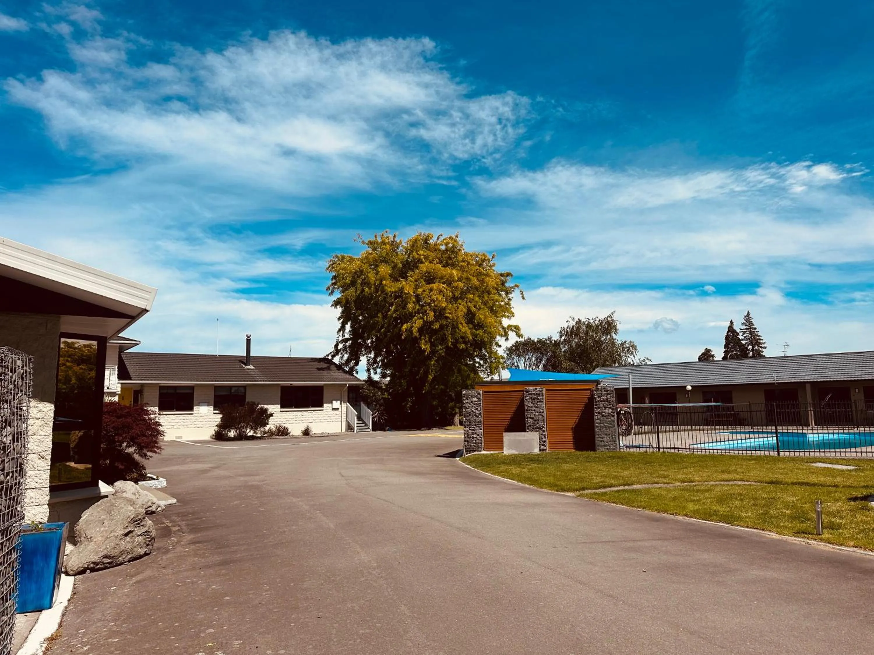 Facade/entrance in Cherylea Motel