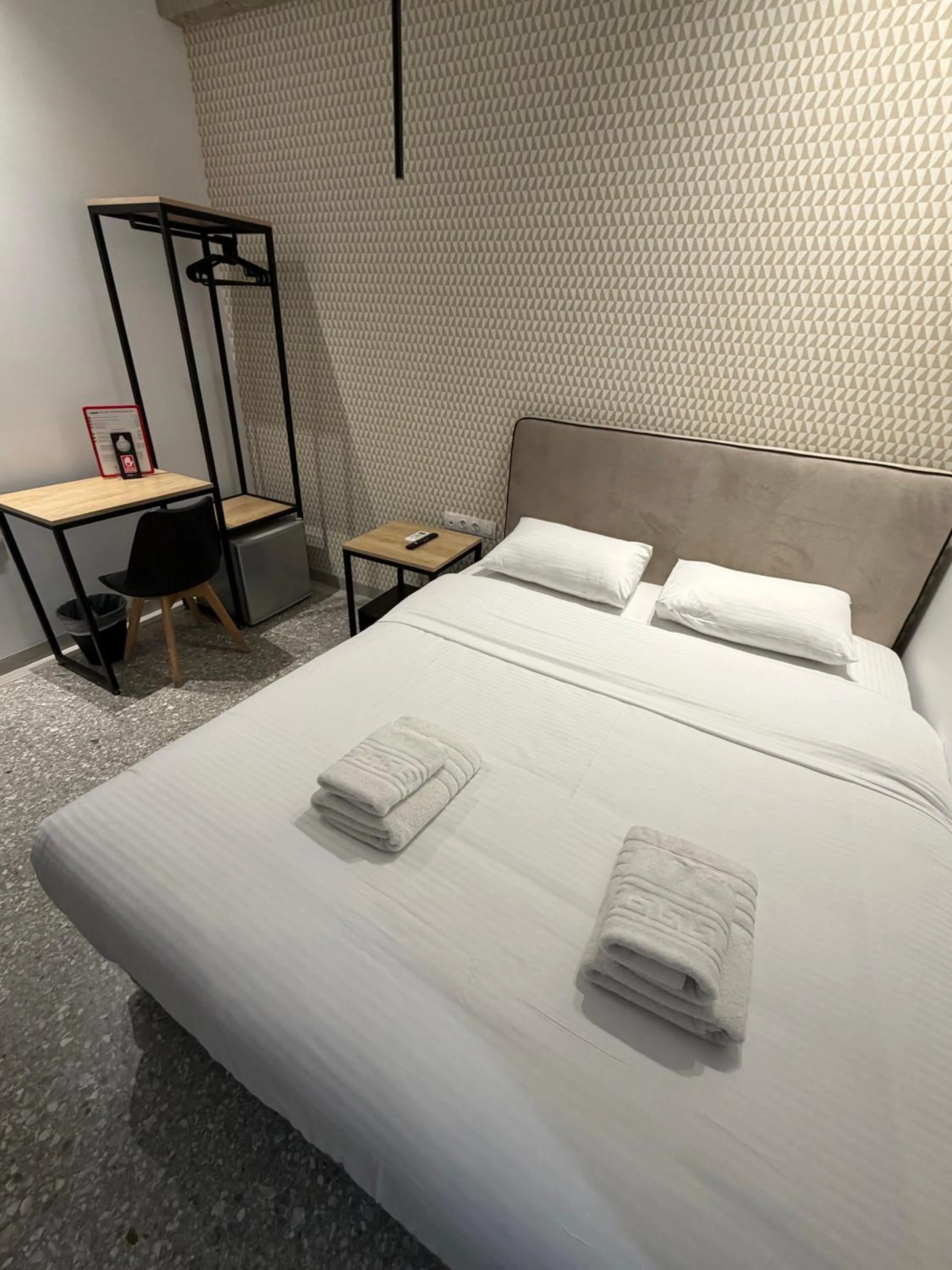 Bedroom, Bed in athensdot