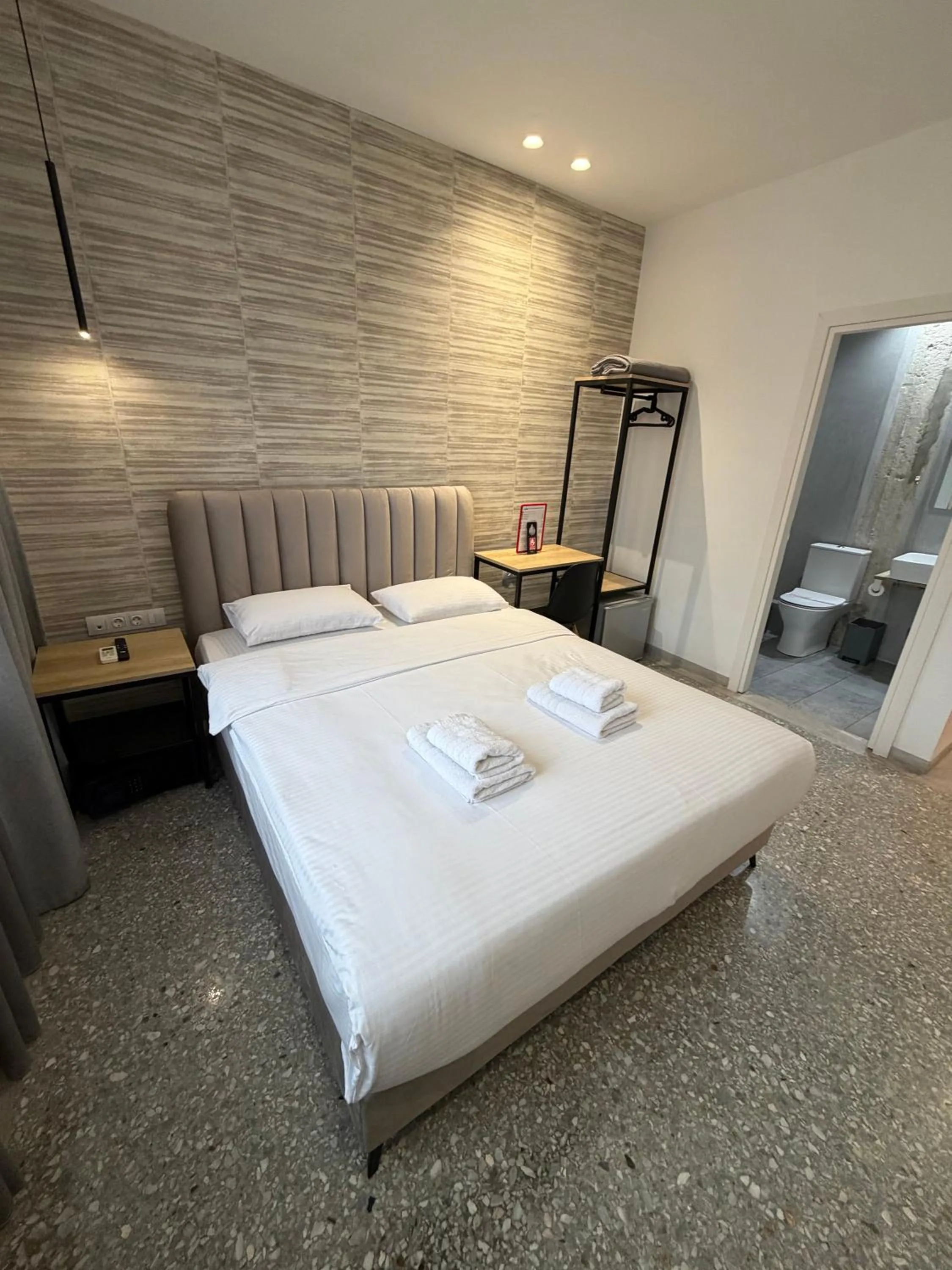 Bedroom, Bed in athensdot