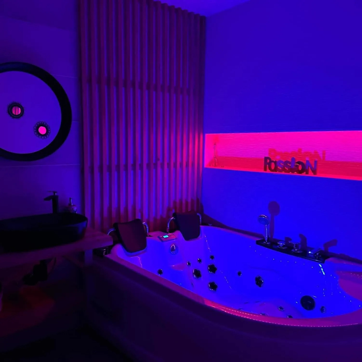 Hot Tub in La kazanou