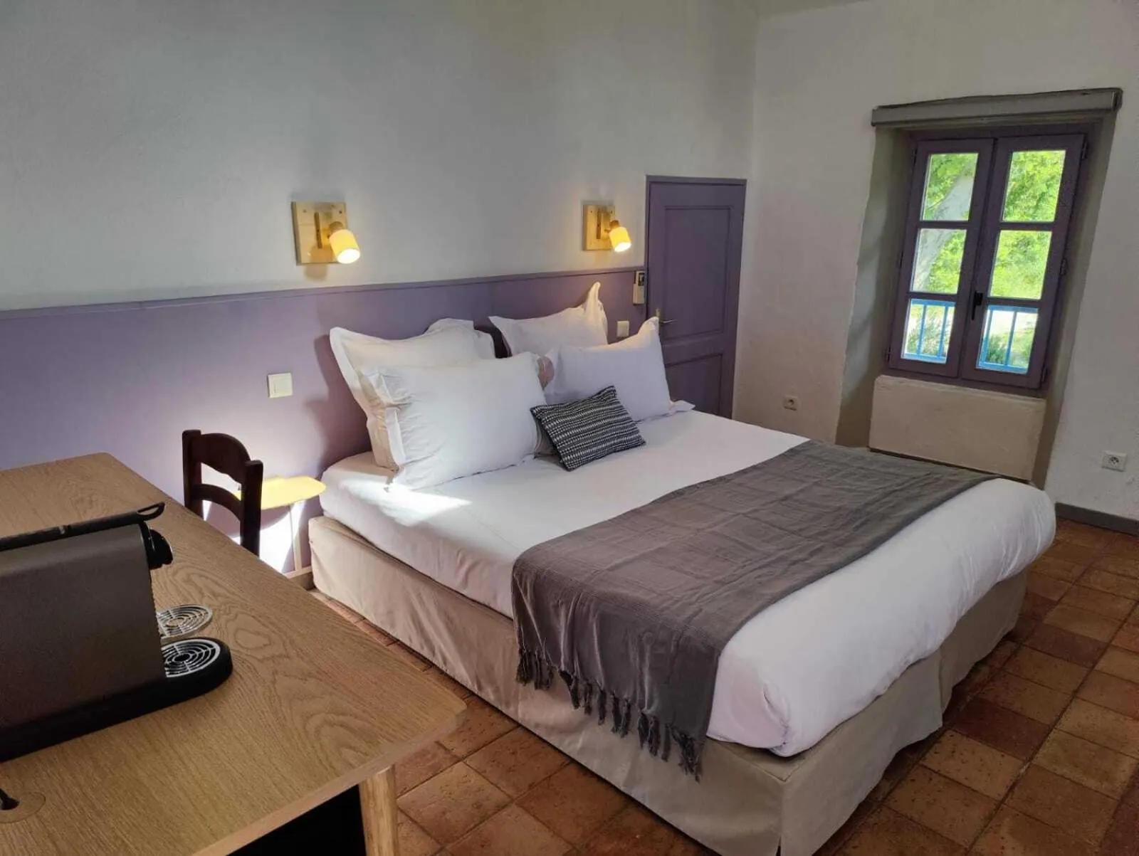 Bedroom, Bed in Le Mas des Laurels