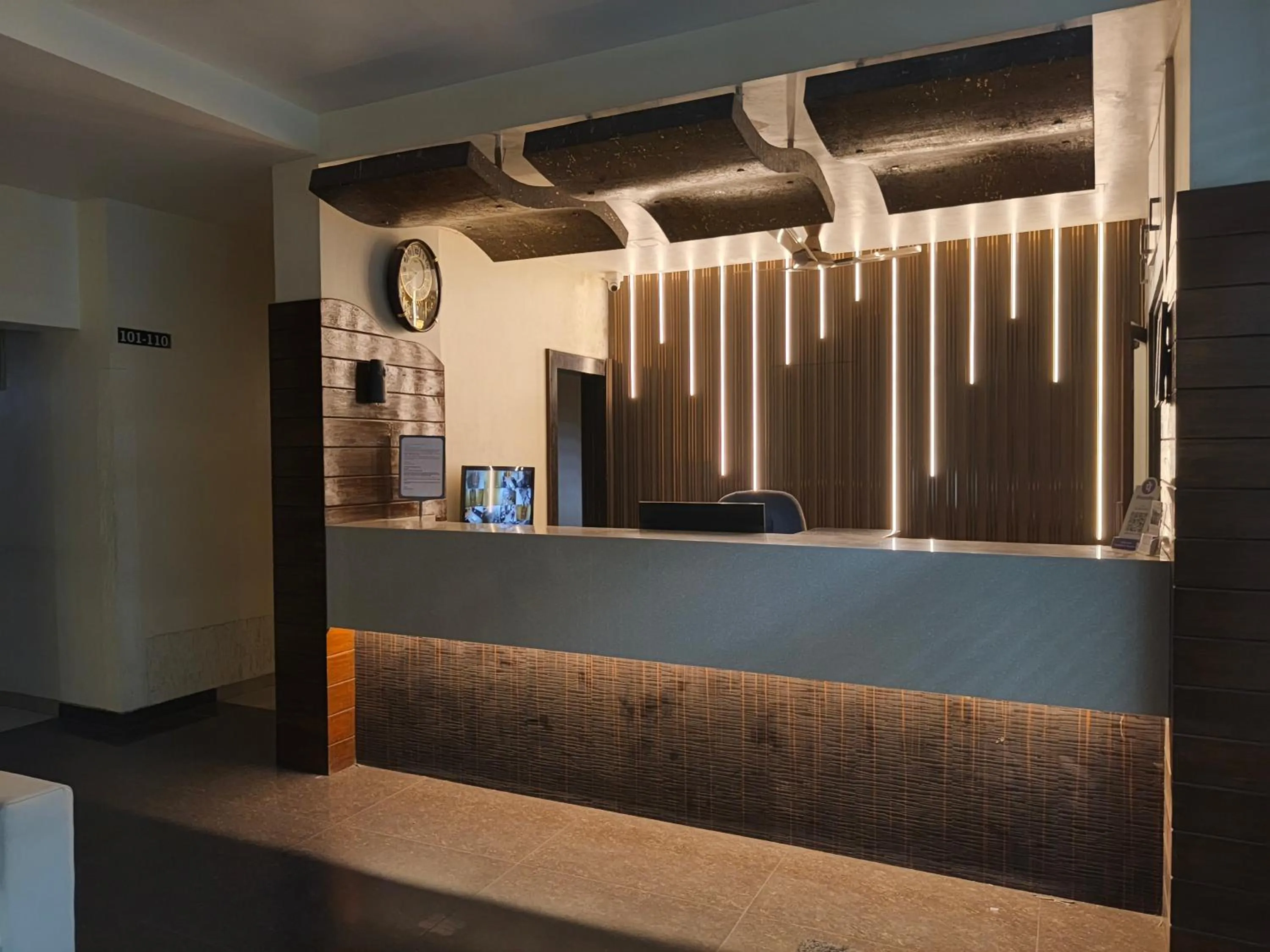 Lobby or reception in Hotel Avon International