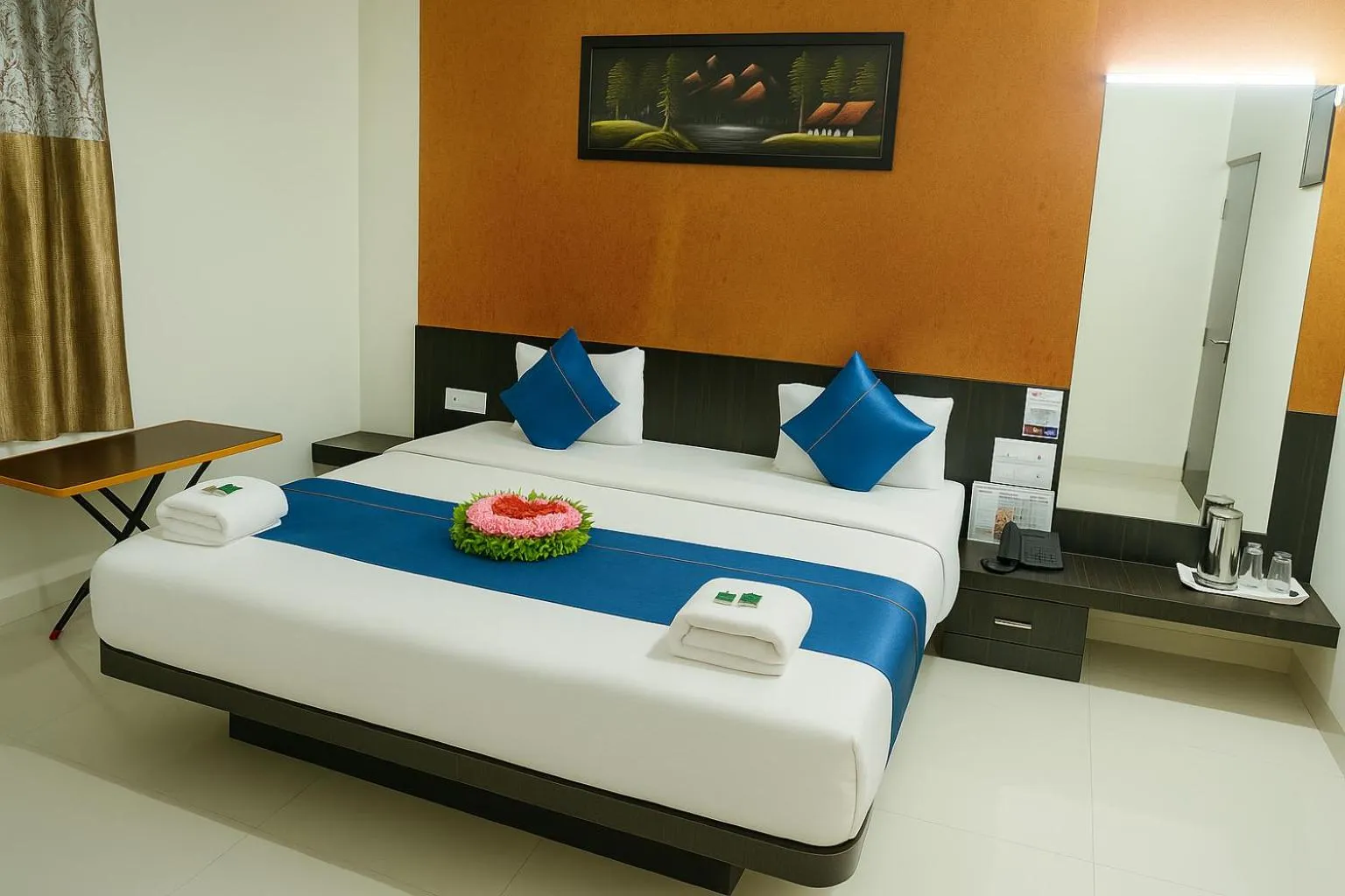 View (from property/room), Bed in Hotel Avon International