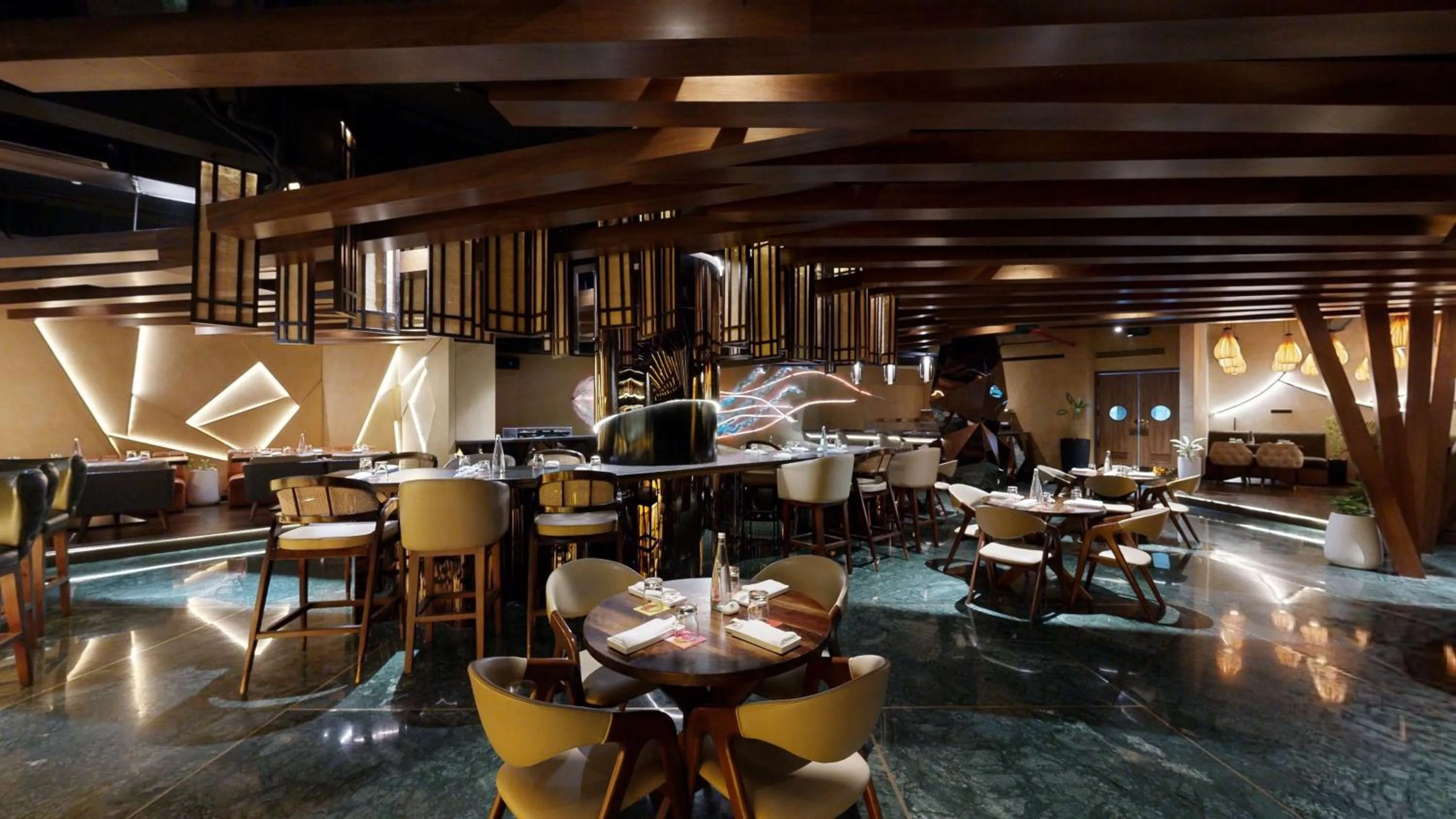 Restaurant/places to eat in Radisson Blu Hotel Ranchi