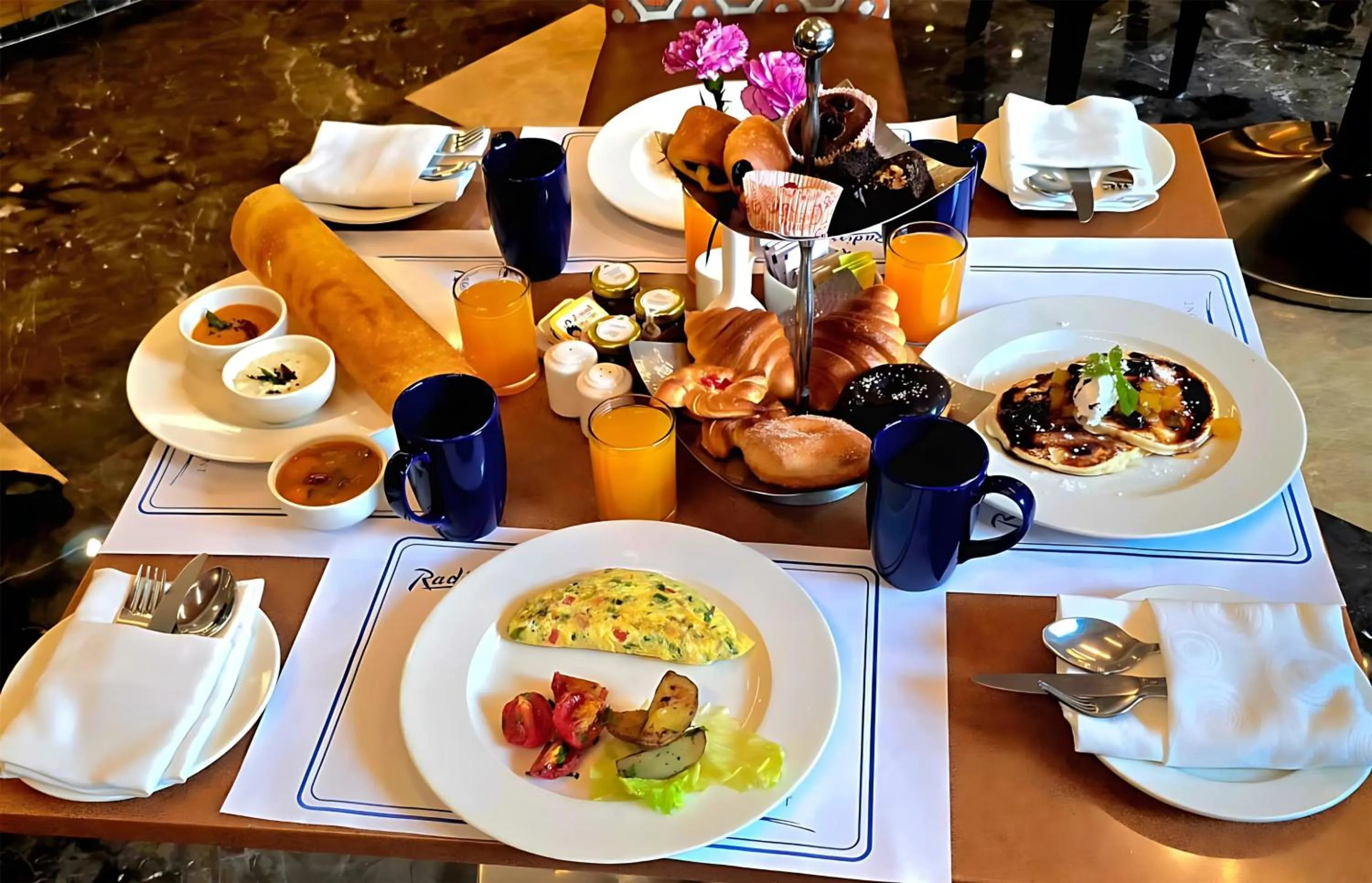 Breakfast in Radisson Blu Hotel Ranchi