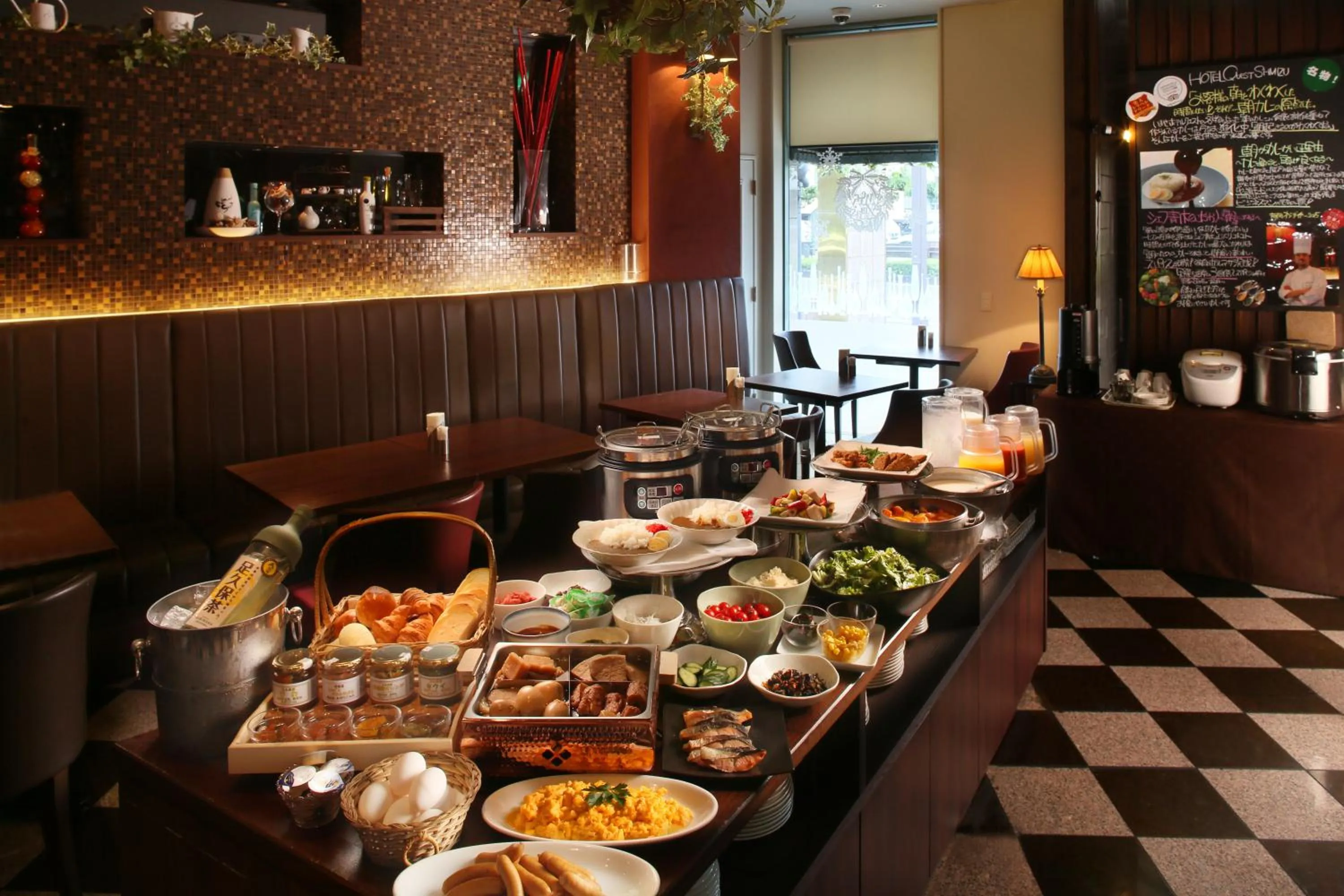 Breakfast in Hotel Quest Shimizu