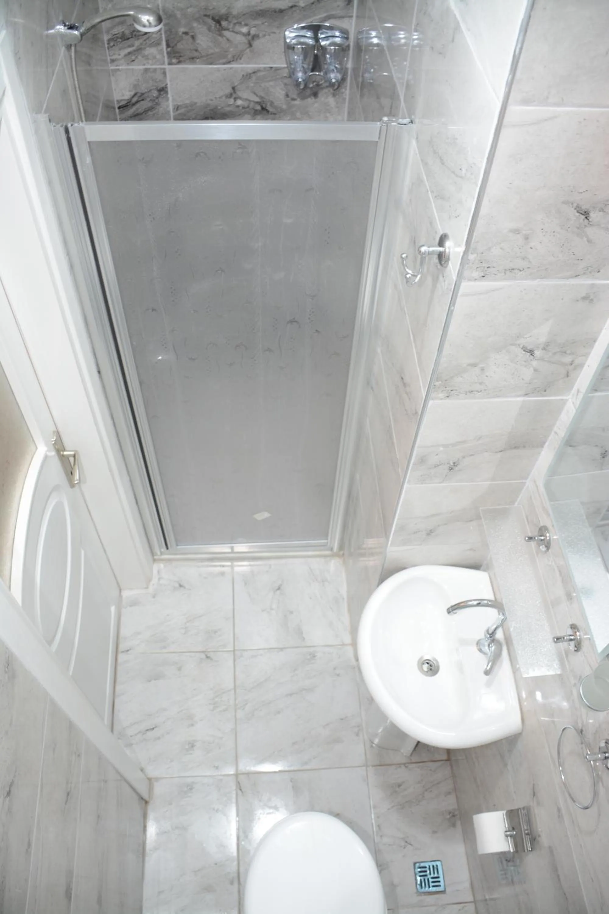 Bathroom in Taksim Square-La Casa Home Concept