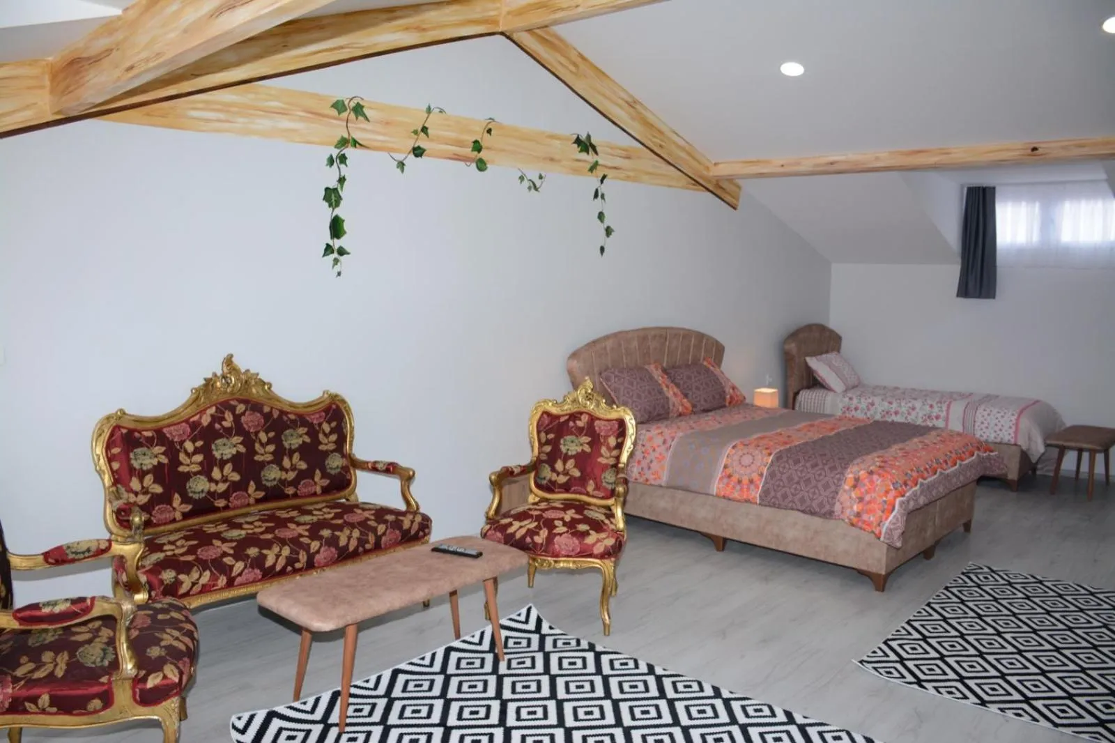 Photo of the whole room in Taksim Square-La Casa Home Concept