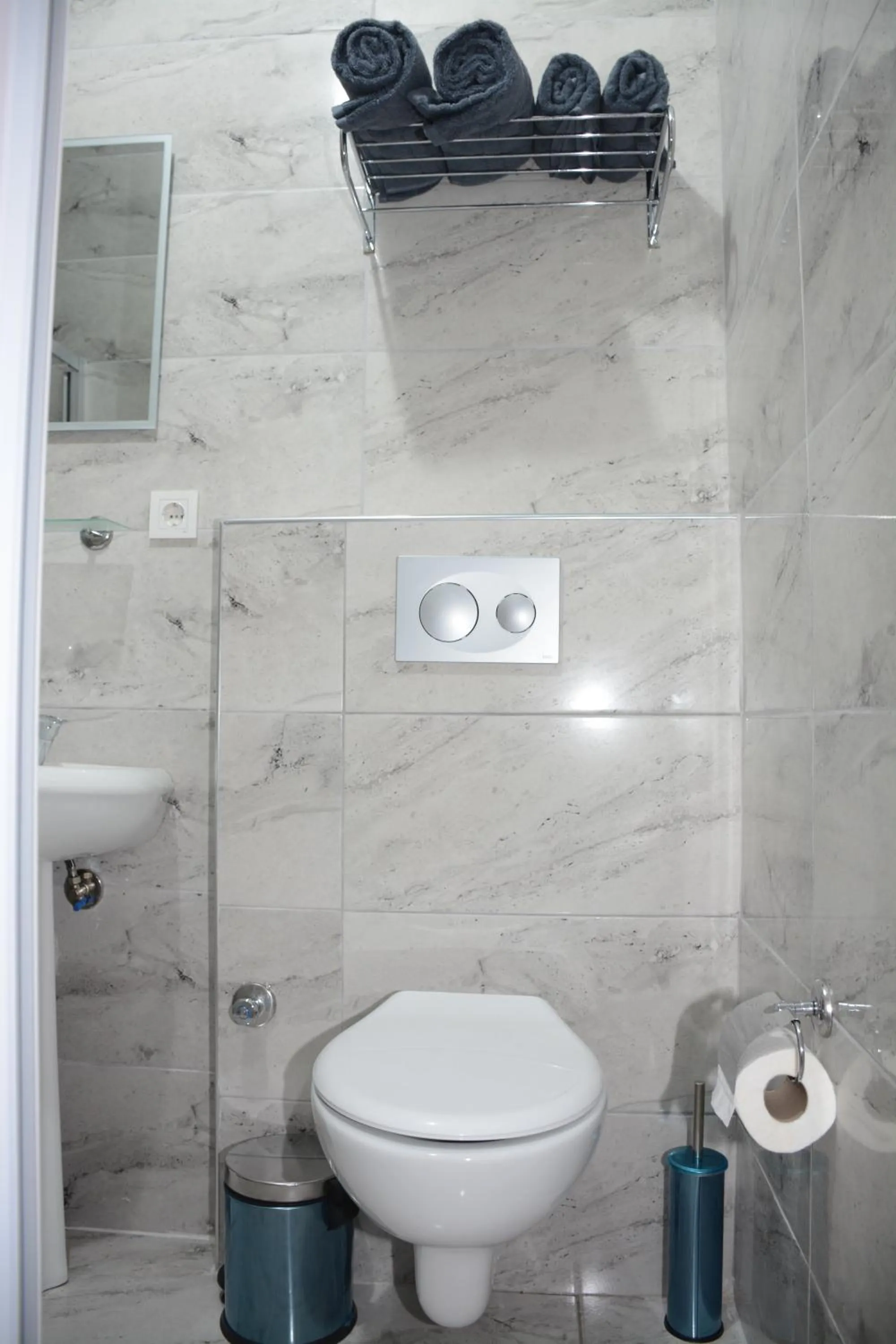 Bathroom in Taksim Square-La Casa Home Concept