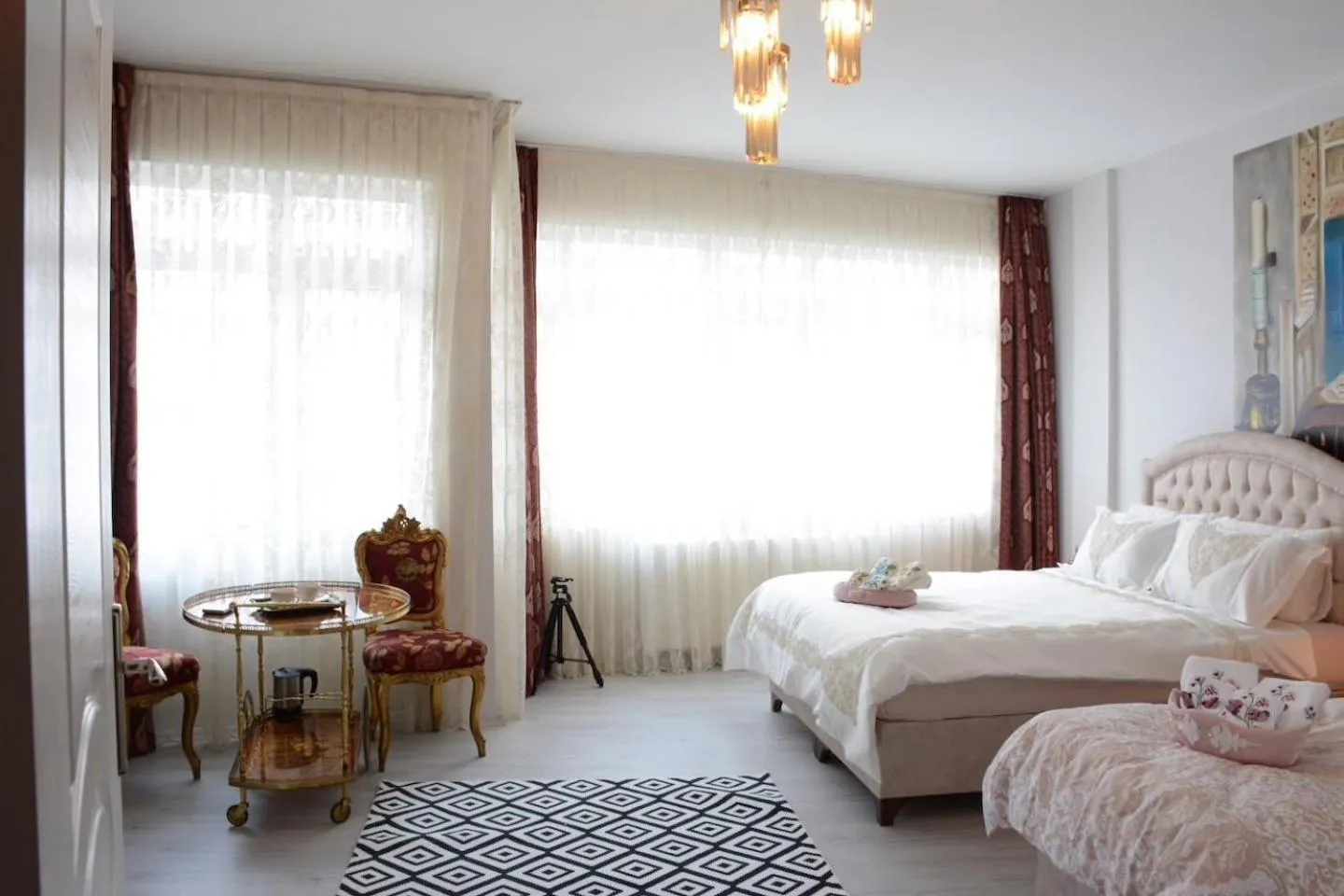 Photo of the whole room in Taksim Square-La Casa Home Concept