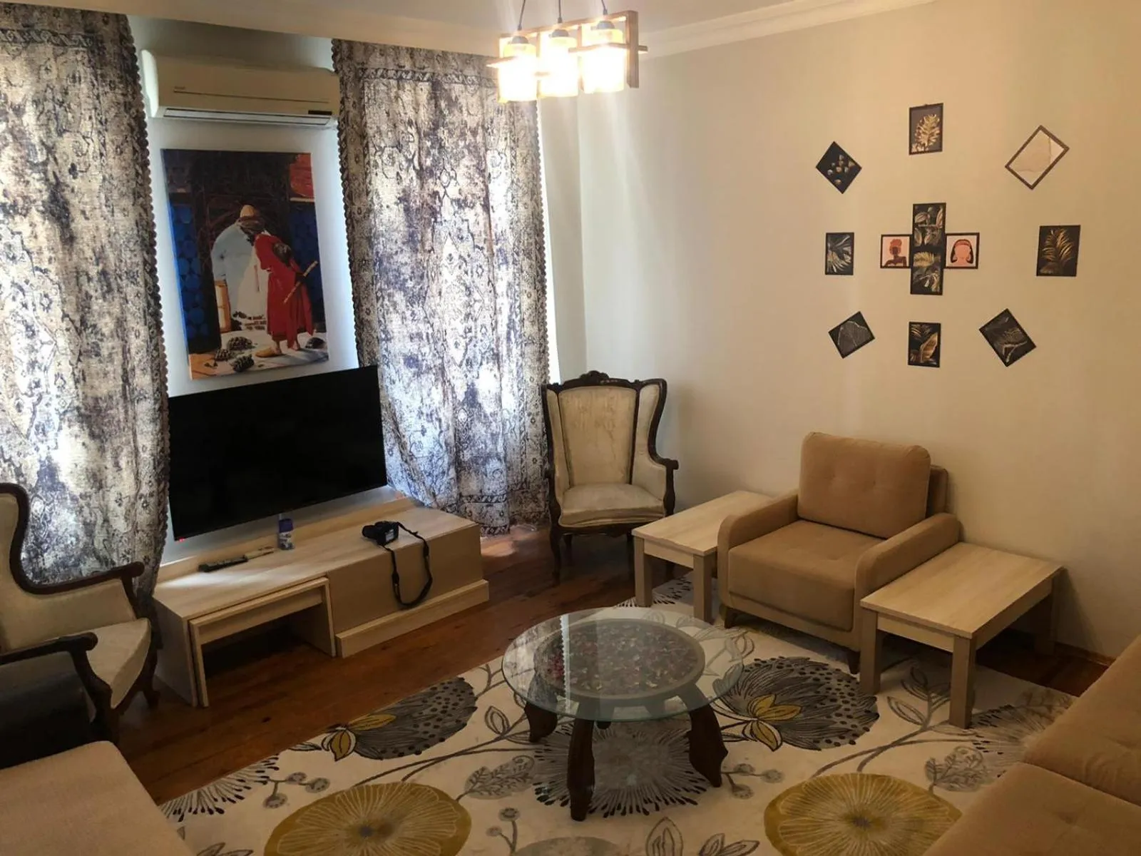 Taksim Square-La Casa Home Concept