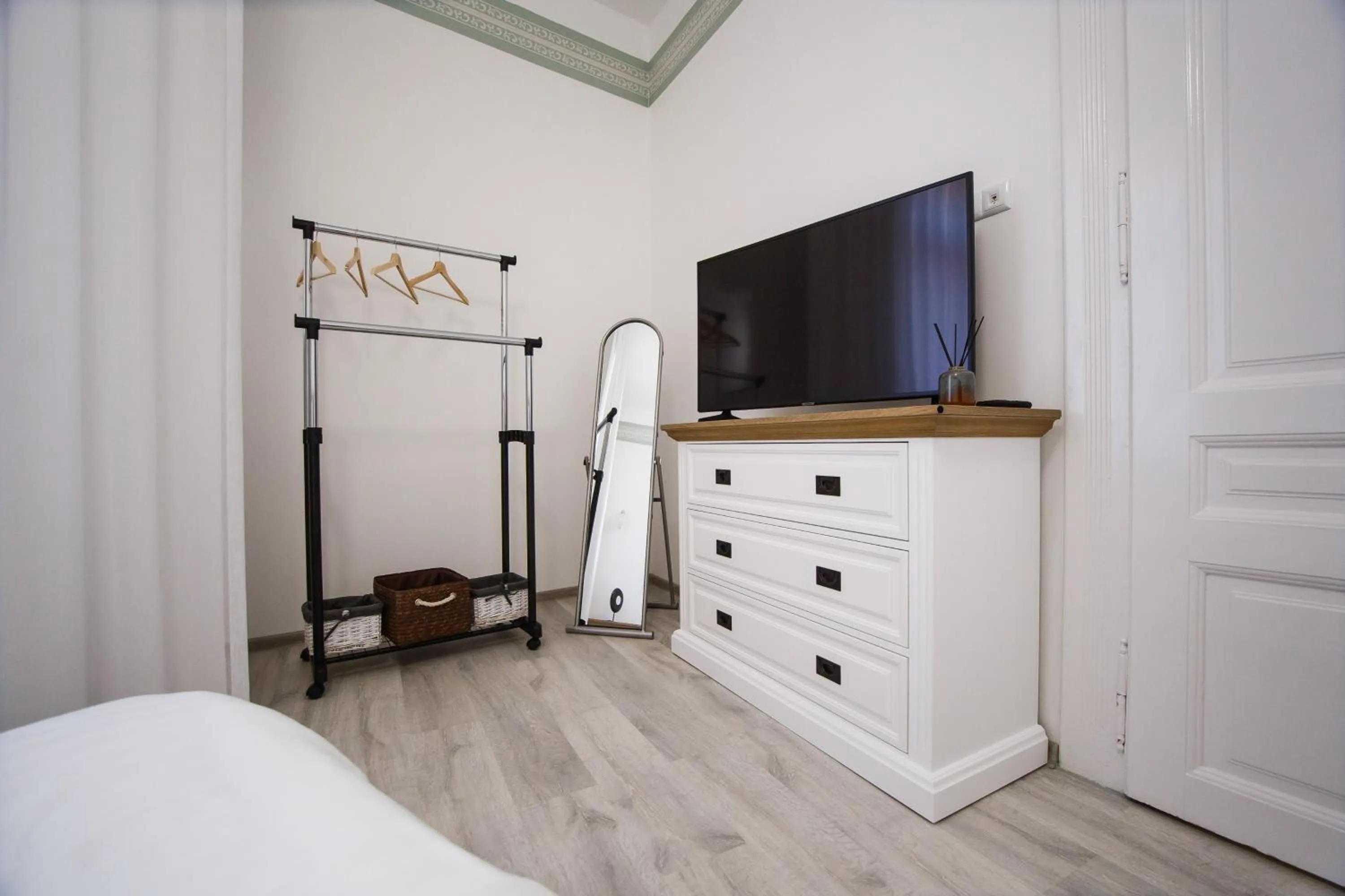 Bed in Wonderful 2 bedroom Central Apartment