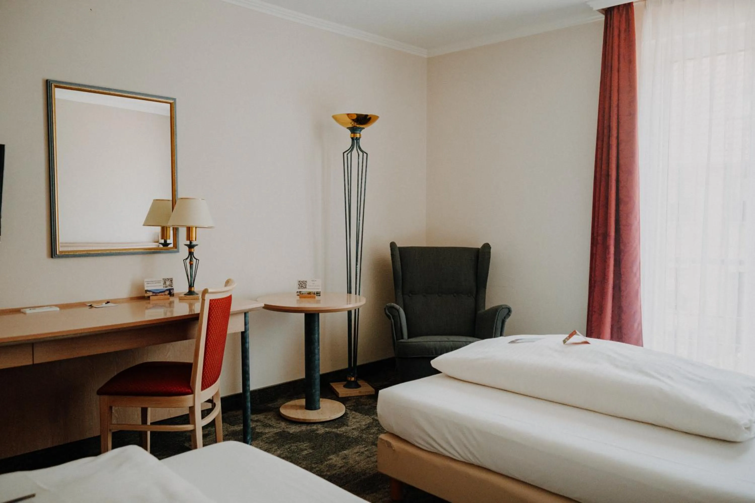 Photo of the whole room, Bed in Hotel am Schloß Apolda