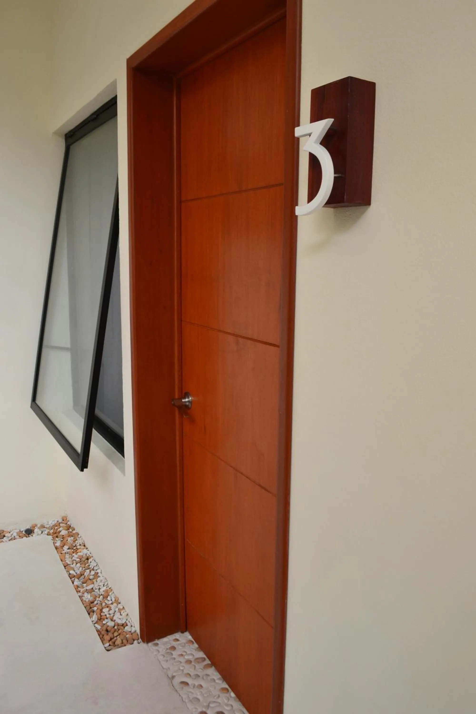 Property building, Bed in AURORA