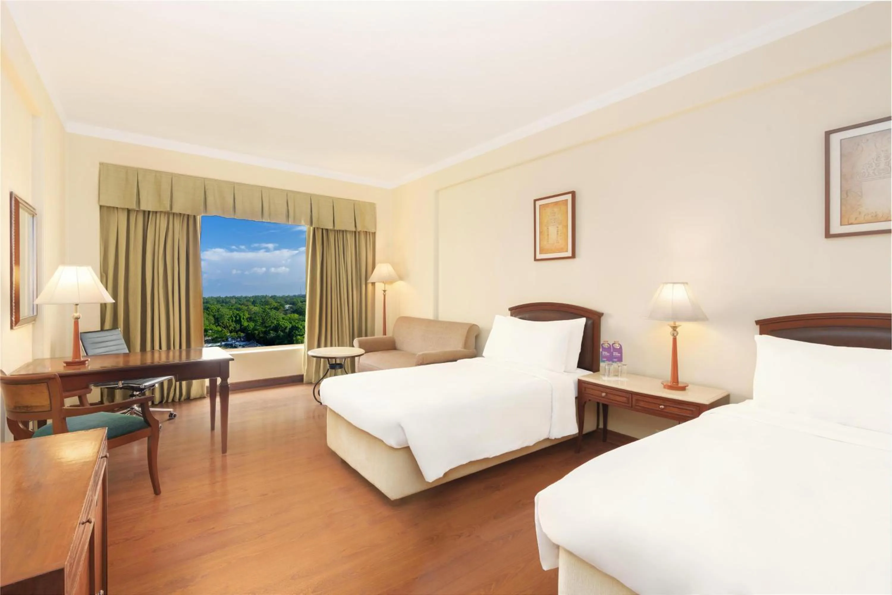 Bedroom, Bed in Radisson Hotel Varanasi