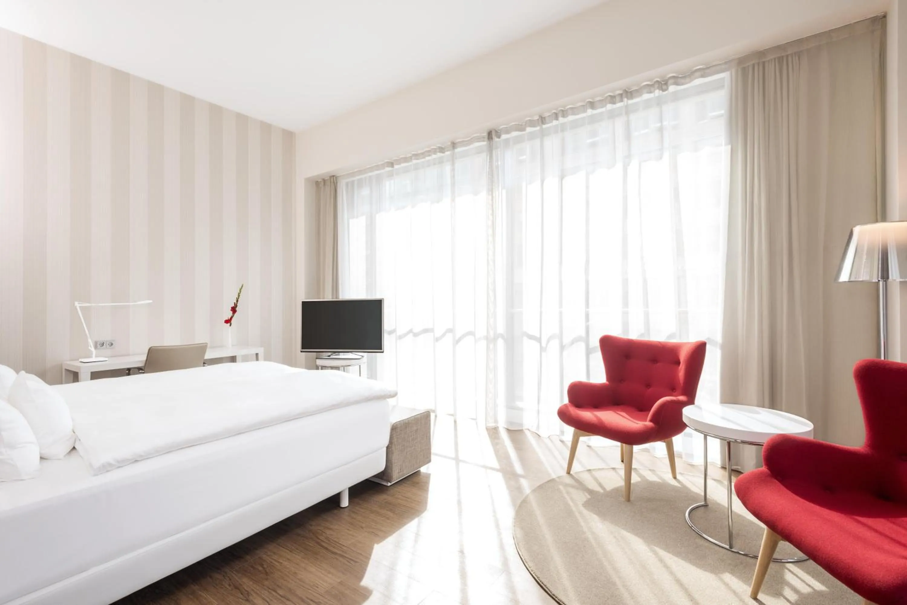 Bedroom, Bed in NH Collection Berlin Mitte Friedrichstrasse