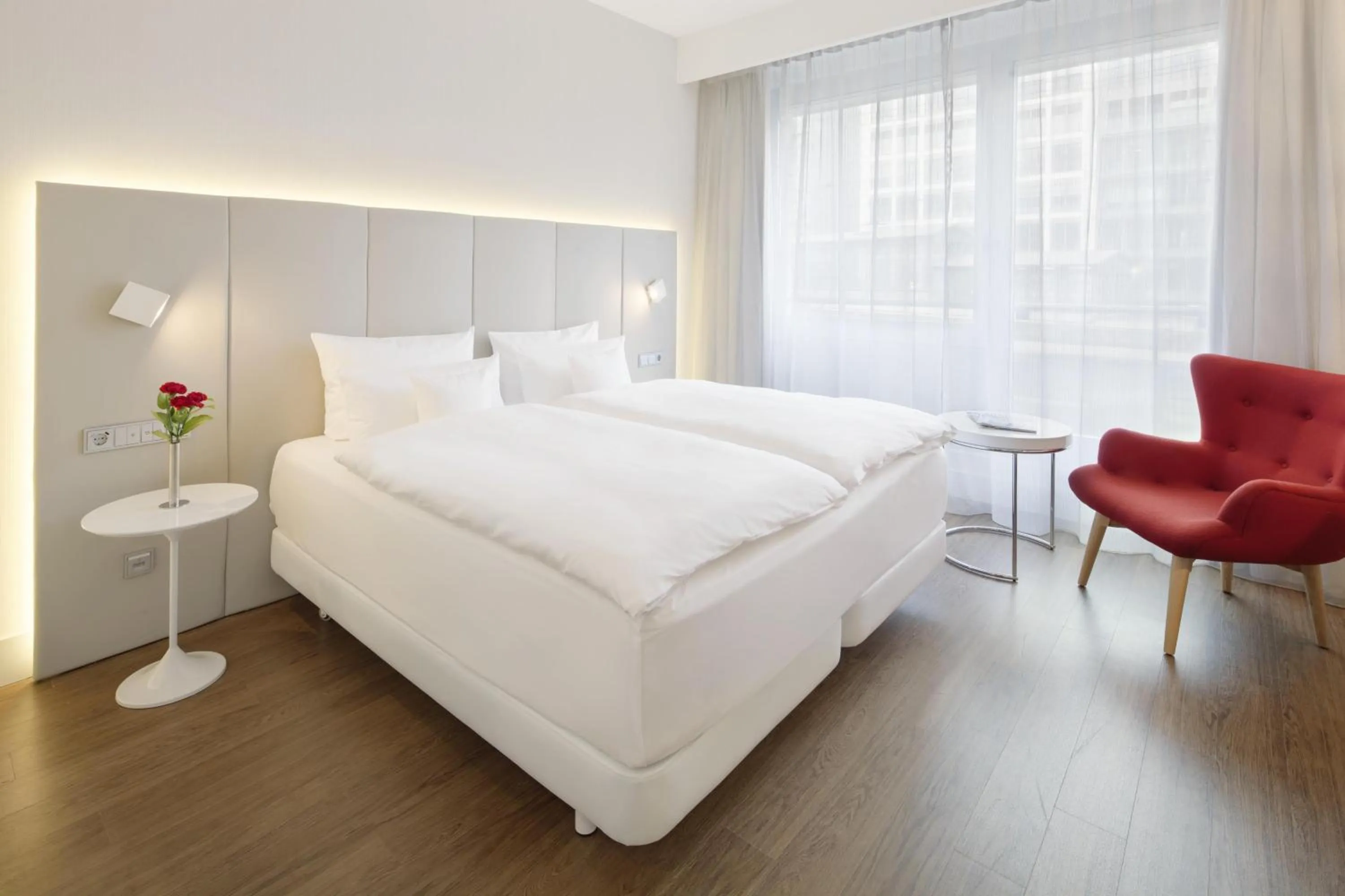 Bedroom, Bed in NH Collection Berlin Mitte Friedrichstrasse