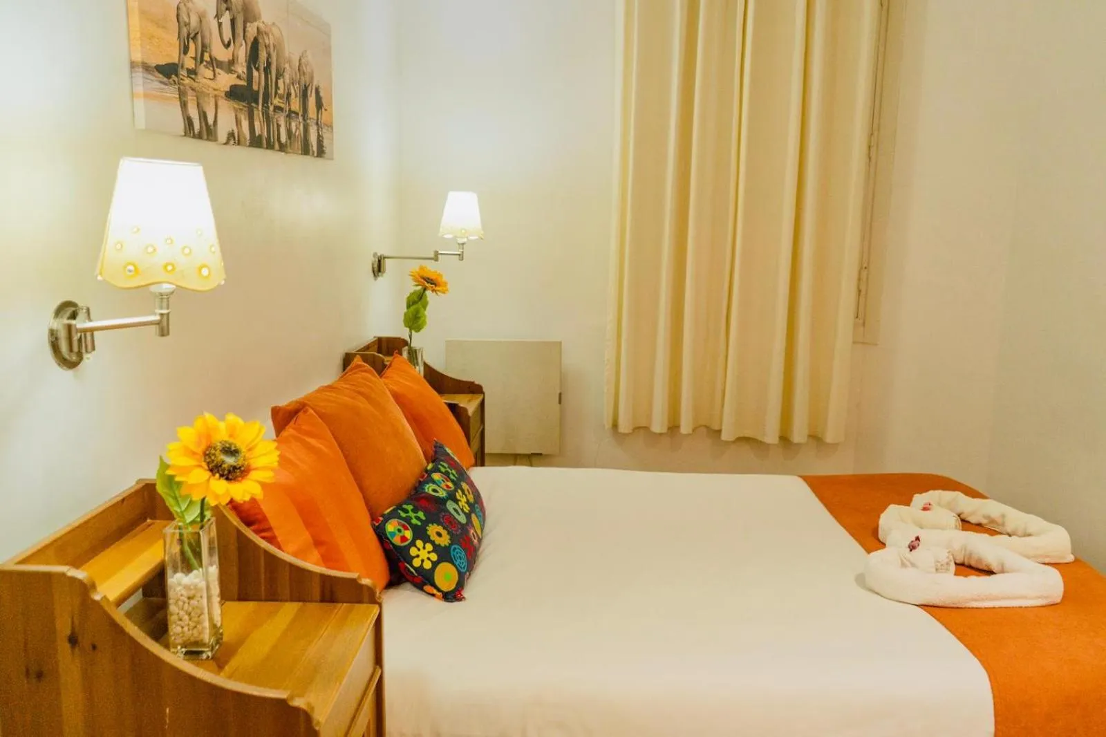 Bed in Gran Via Alaia Seasonal Living