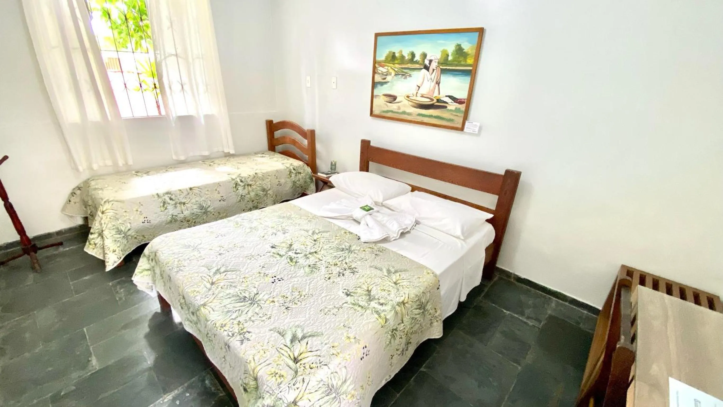 Photo of the whole room, Bed in EcoVila-Zen Bougainville - Hotel Pousada