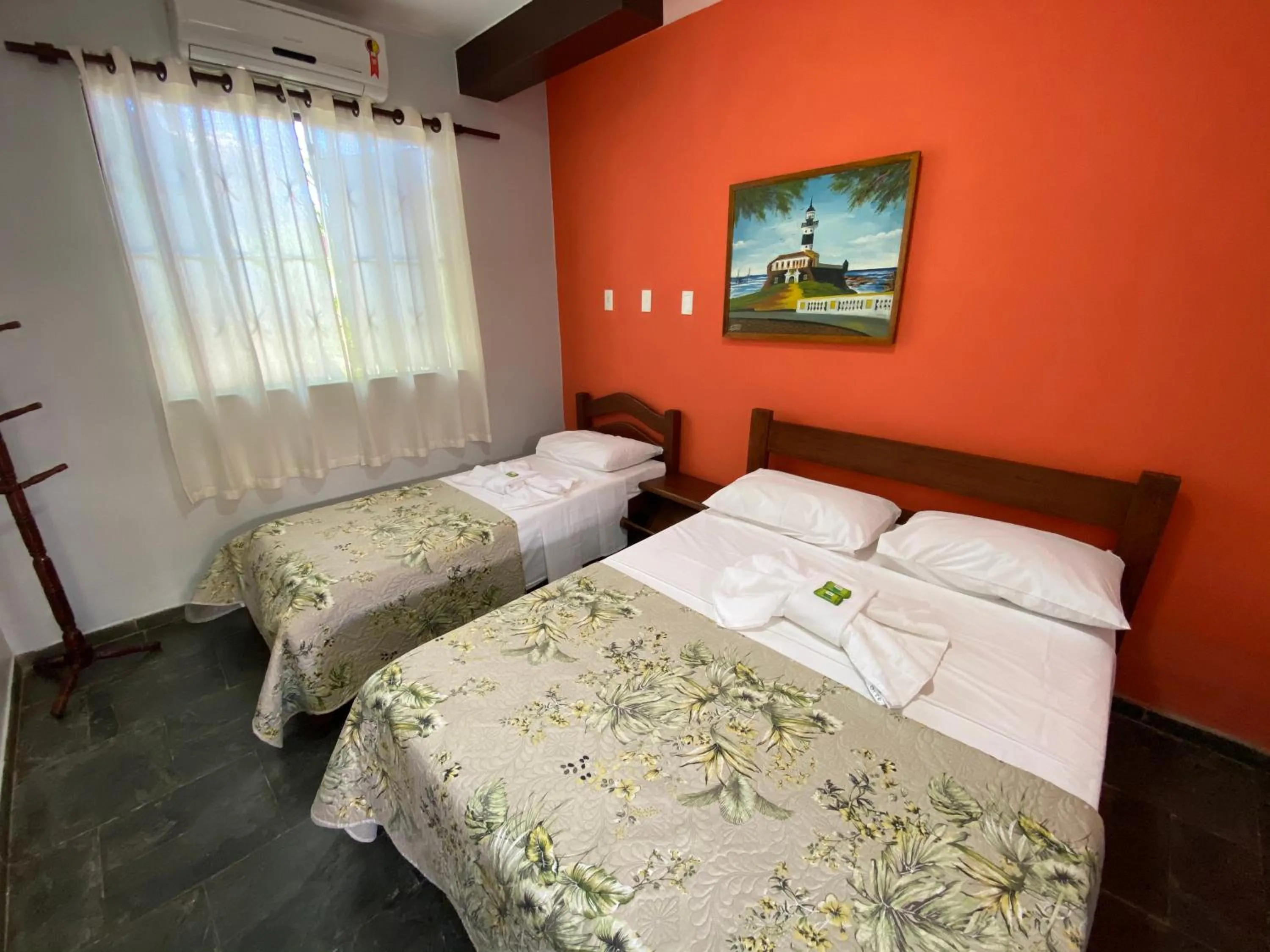 Photo of the whole room, Bed in EcoVila-Zen Bougainville - Hotel Pousada