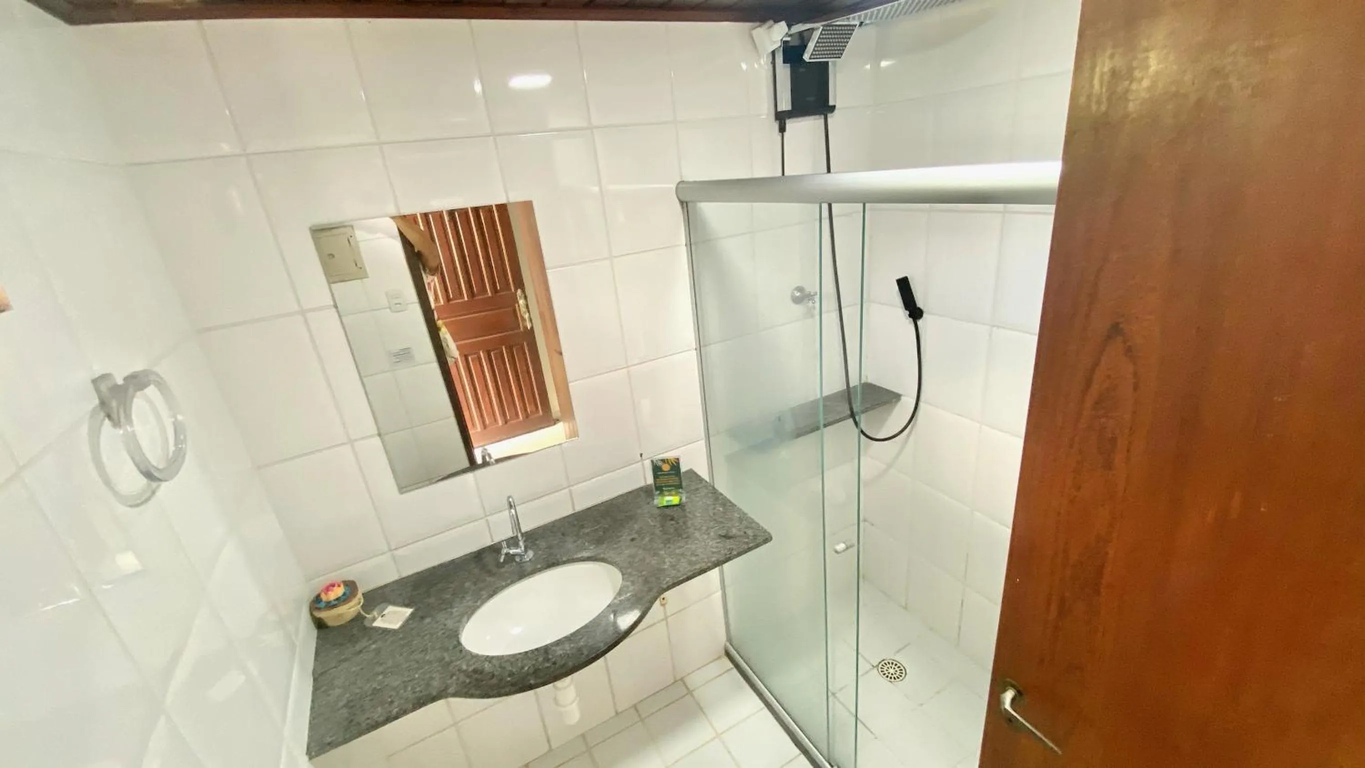 Bathroom in EcoVila-Zen Bougainville - Hotel Pousada