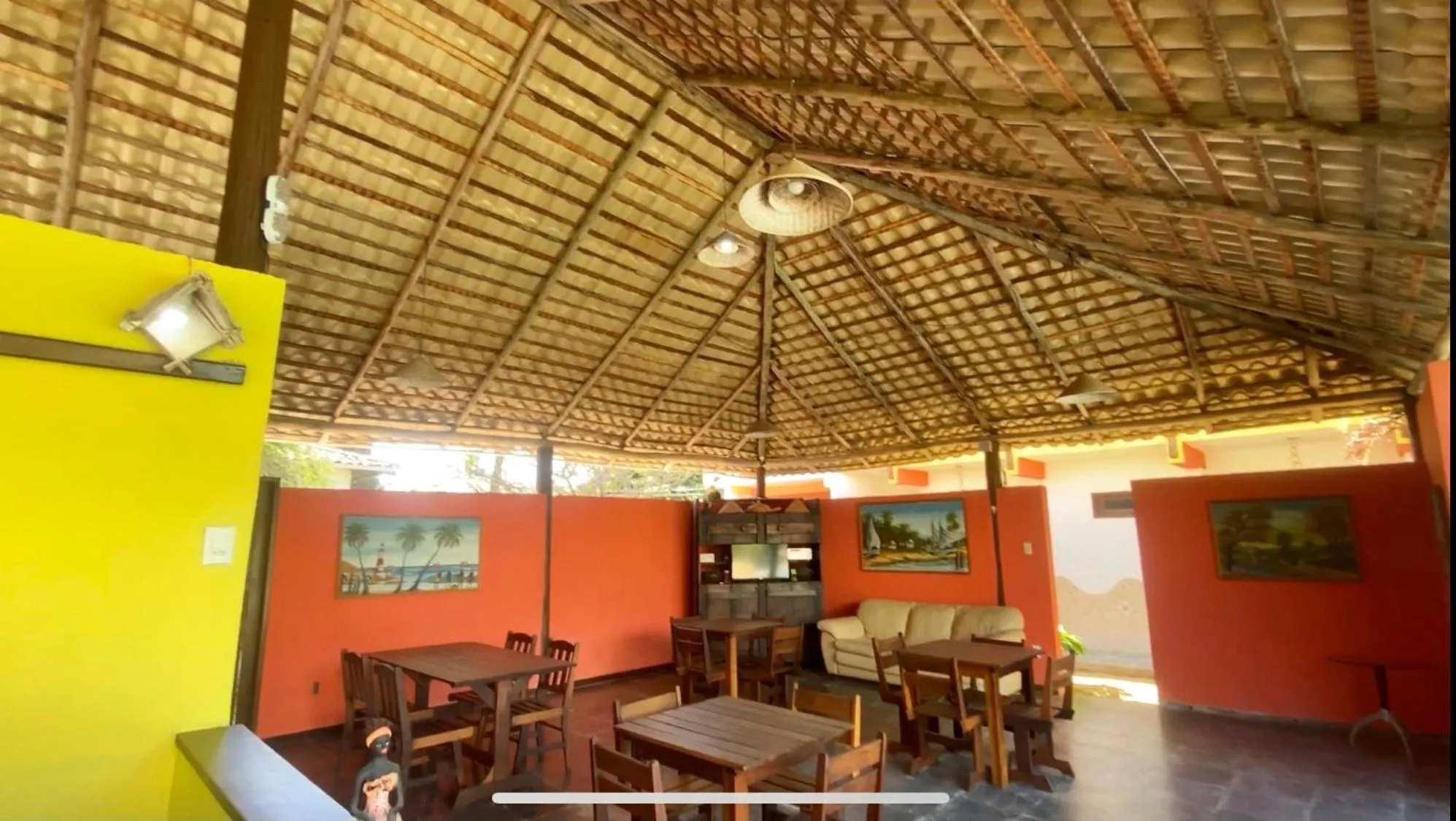 Restaurant/places to eat in EcoVila-Zen Bougainville - Hotel Pousada