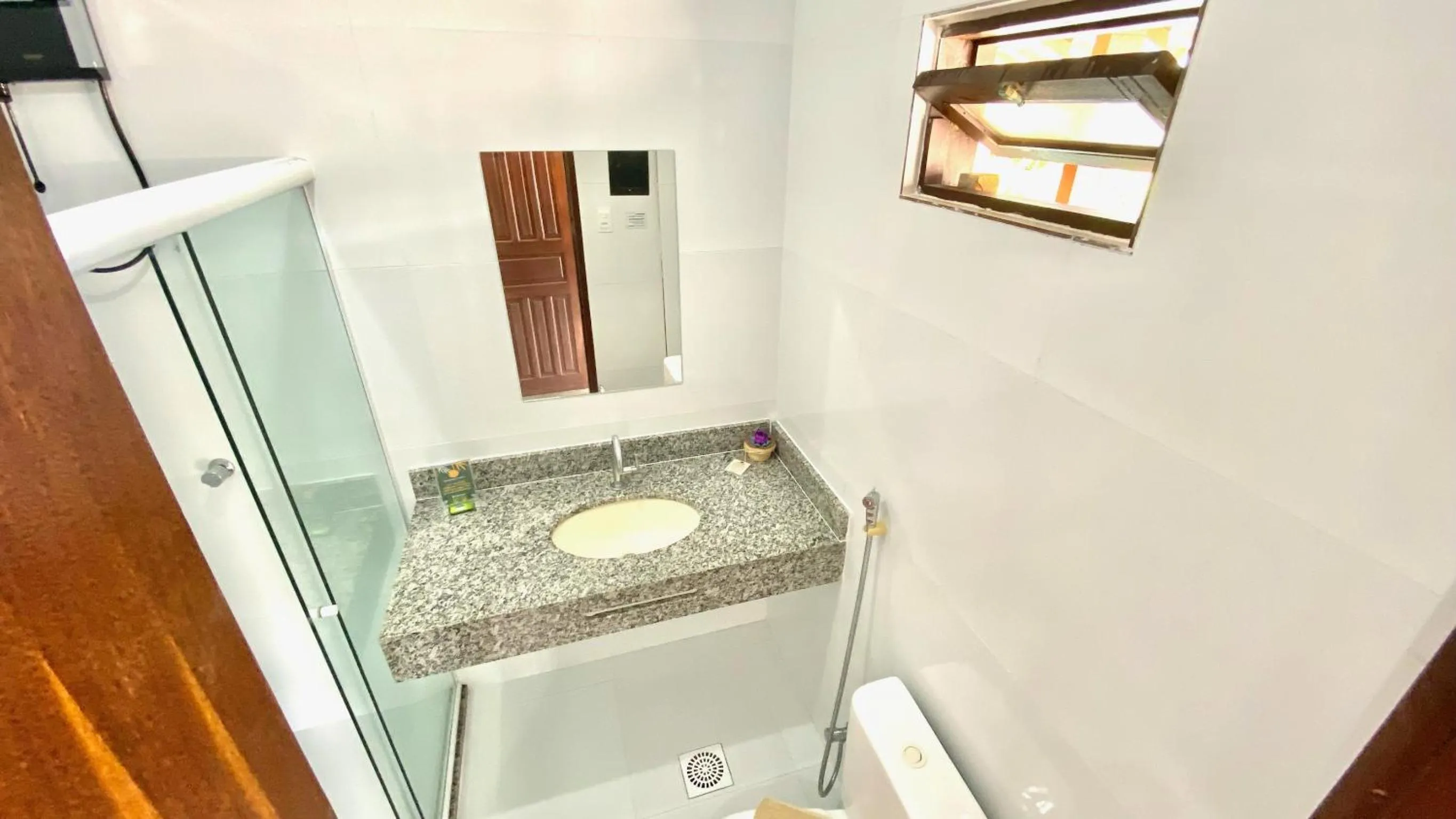 Bathroom in EcoVila-Zen Bougainville - Hotel Pousada