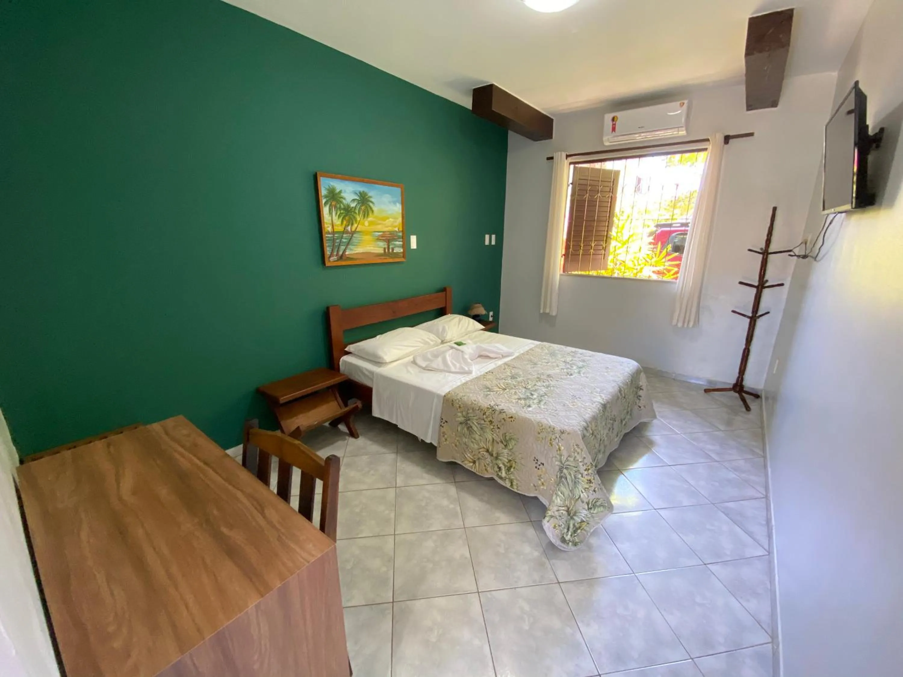 Photo of the whole room, Bed in EcoVila-Zen Bougainville - Hotel Pousada