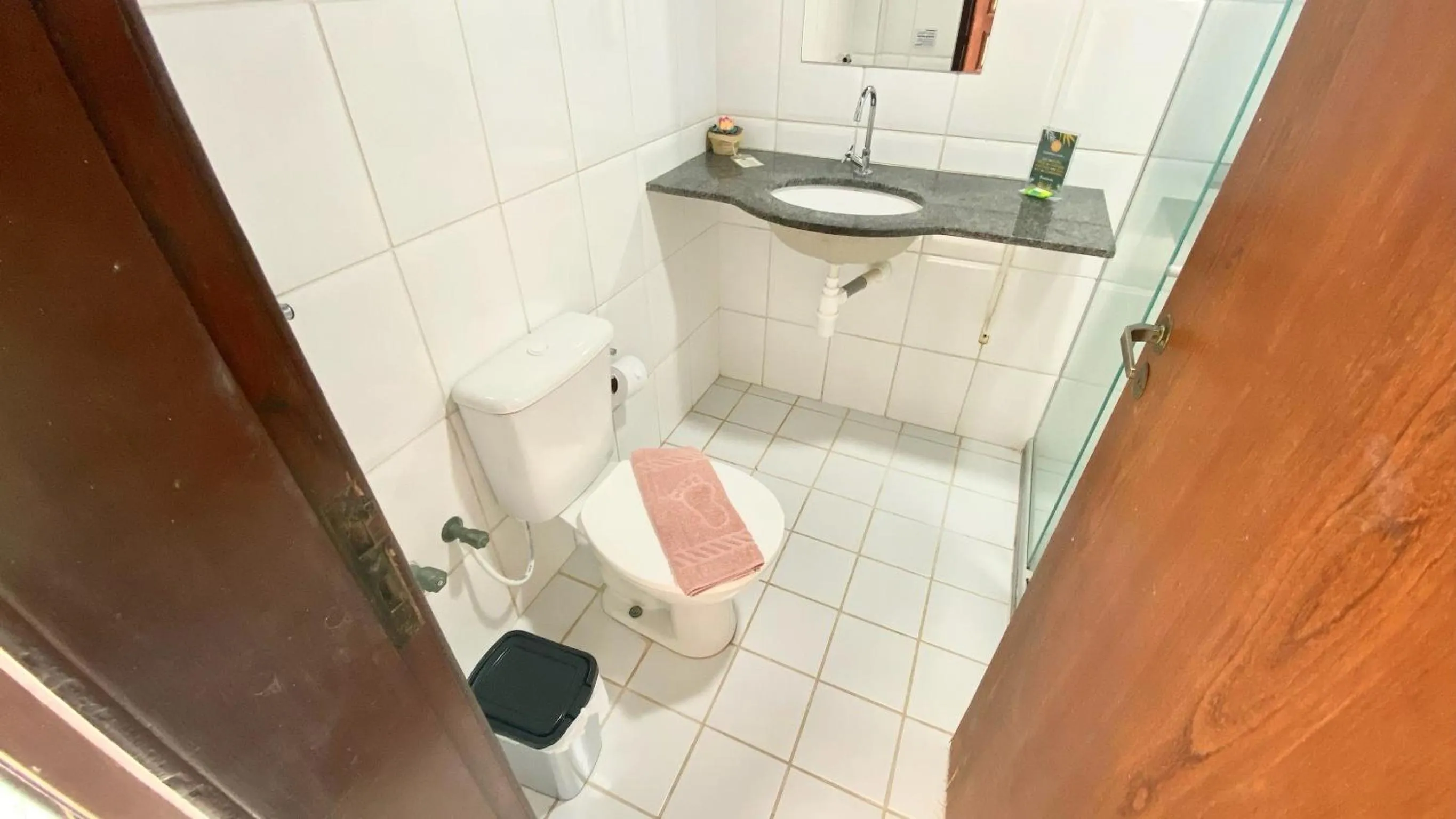 Bathroom in EcoVila-Zen Bougainville - Hotel Pousada