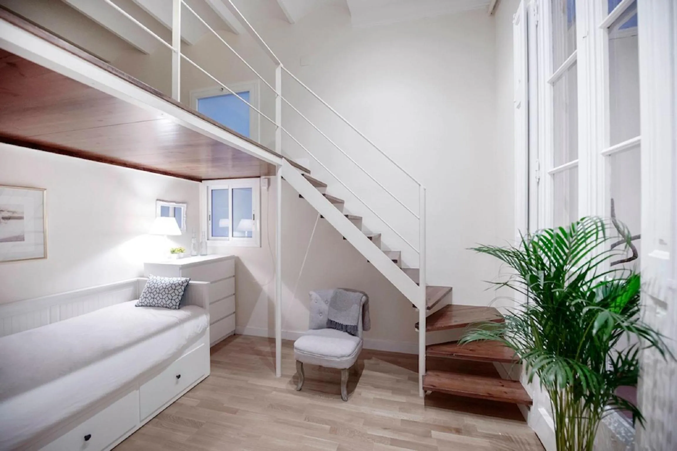 Bedroom, Bed in You Stylish El Born Apartments