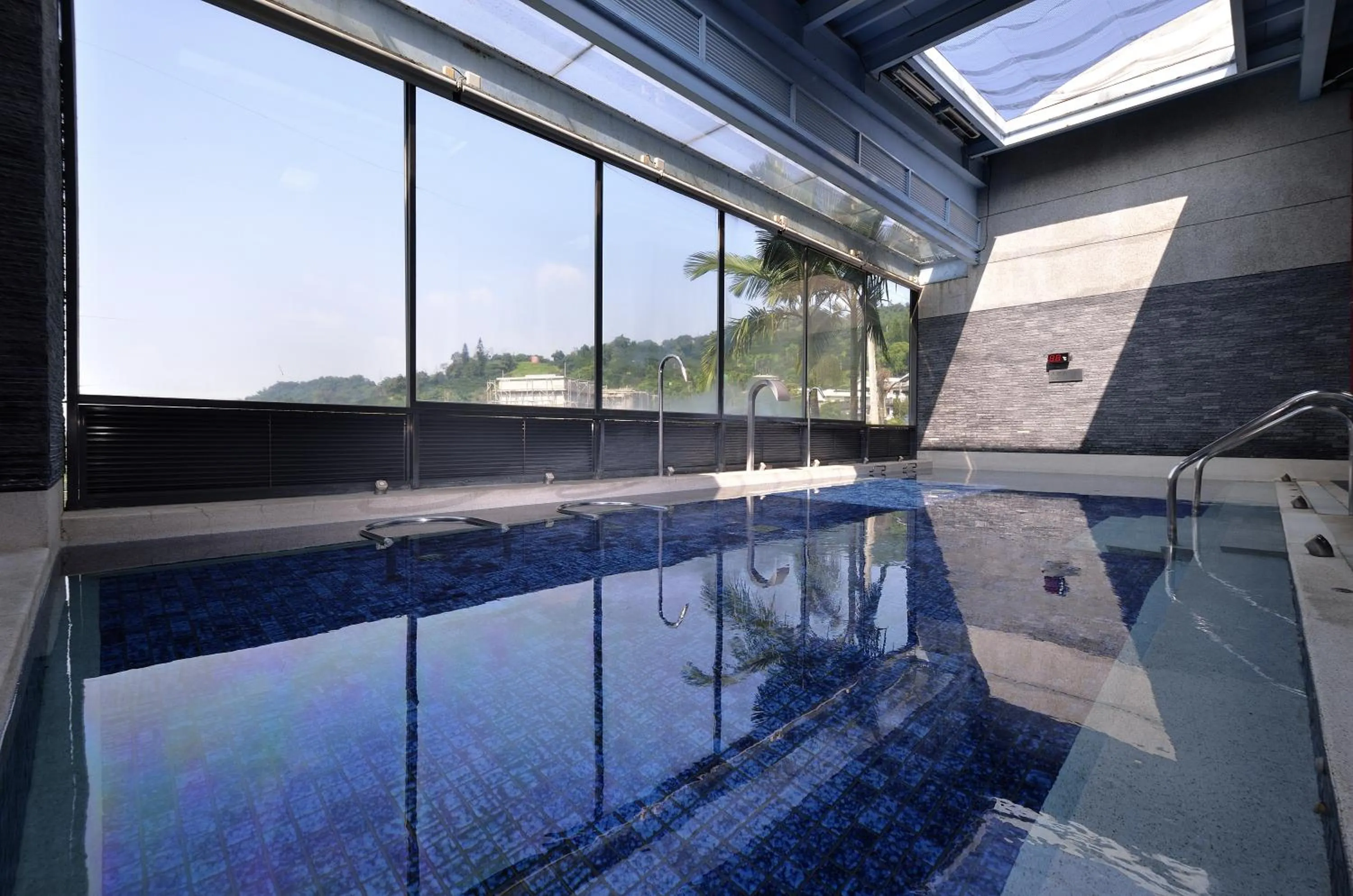 Swimming pool in The Sun Hot Spring & Resort