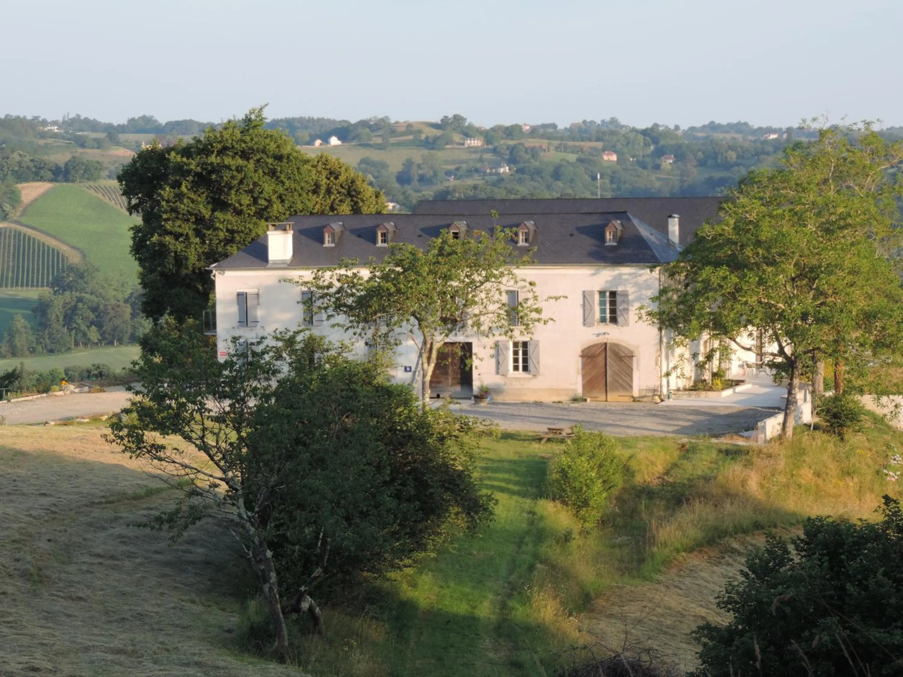 Property building in Maison d'hôtes Marimpoey
