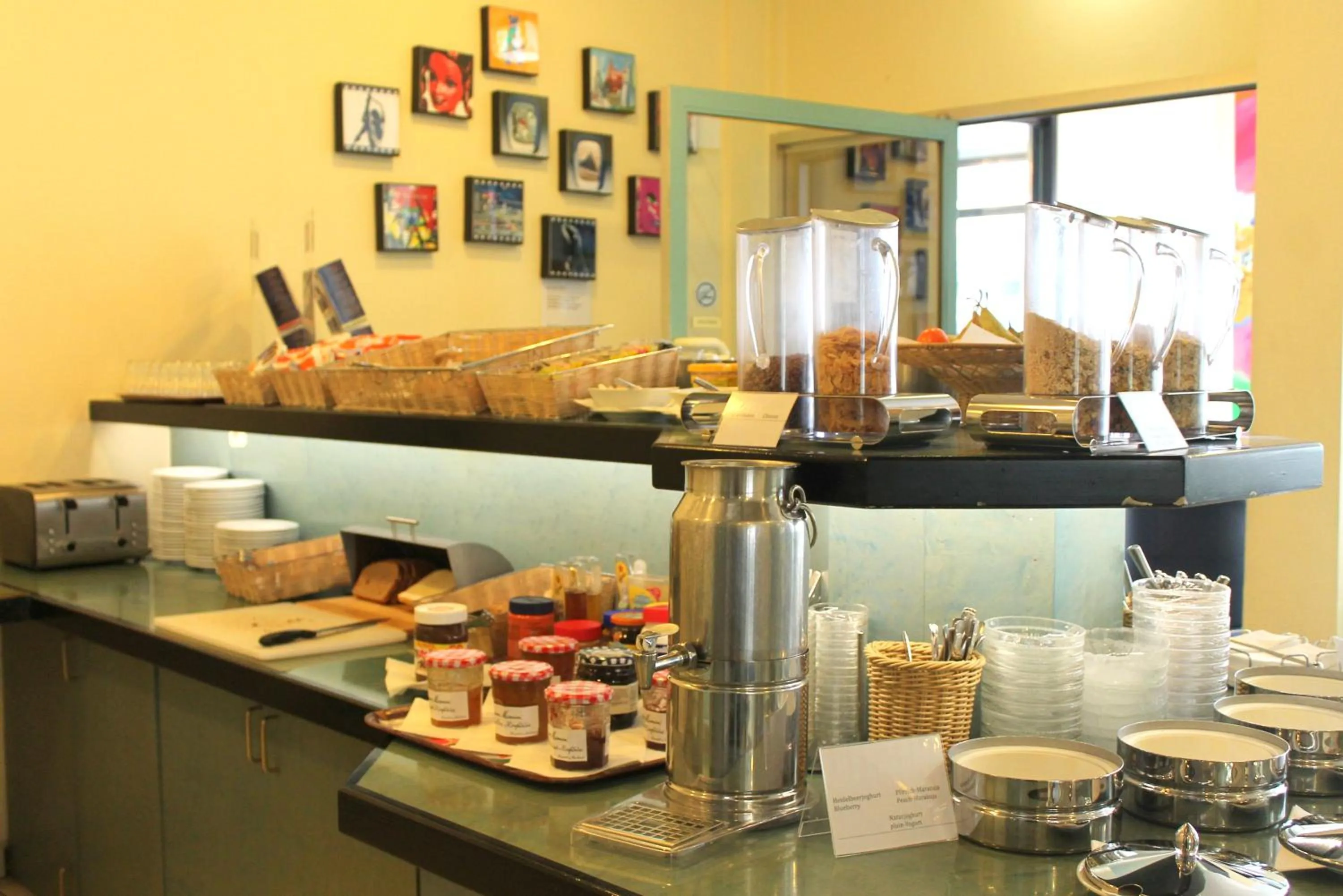 Continental breakfast in Monopol Hotel