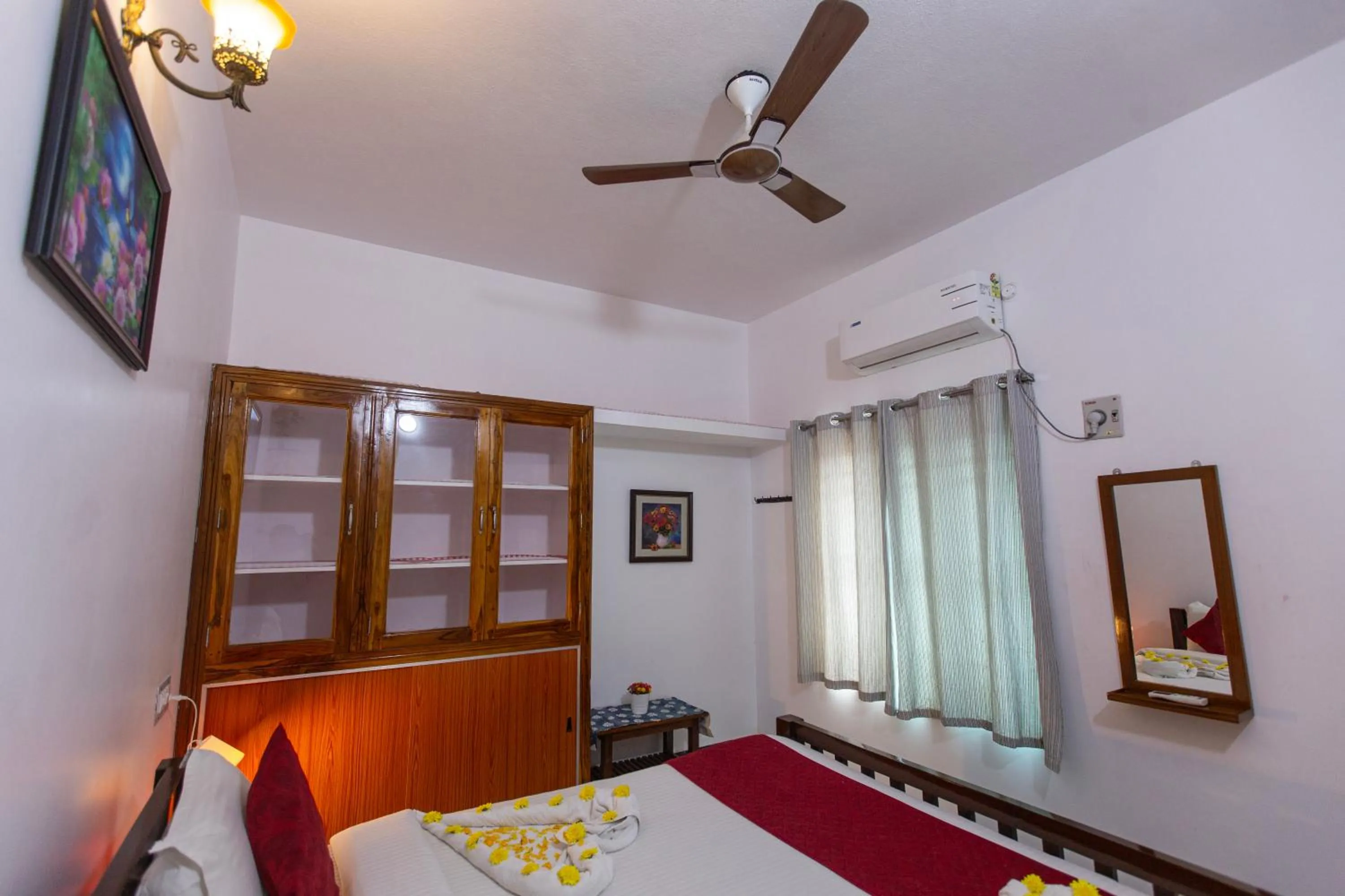 Bed in Sunflower Villa