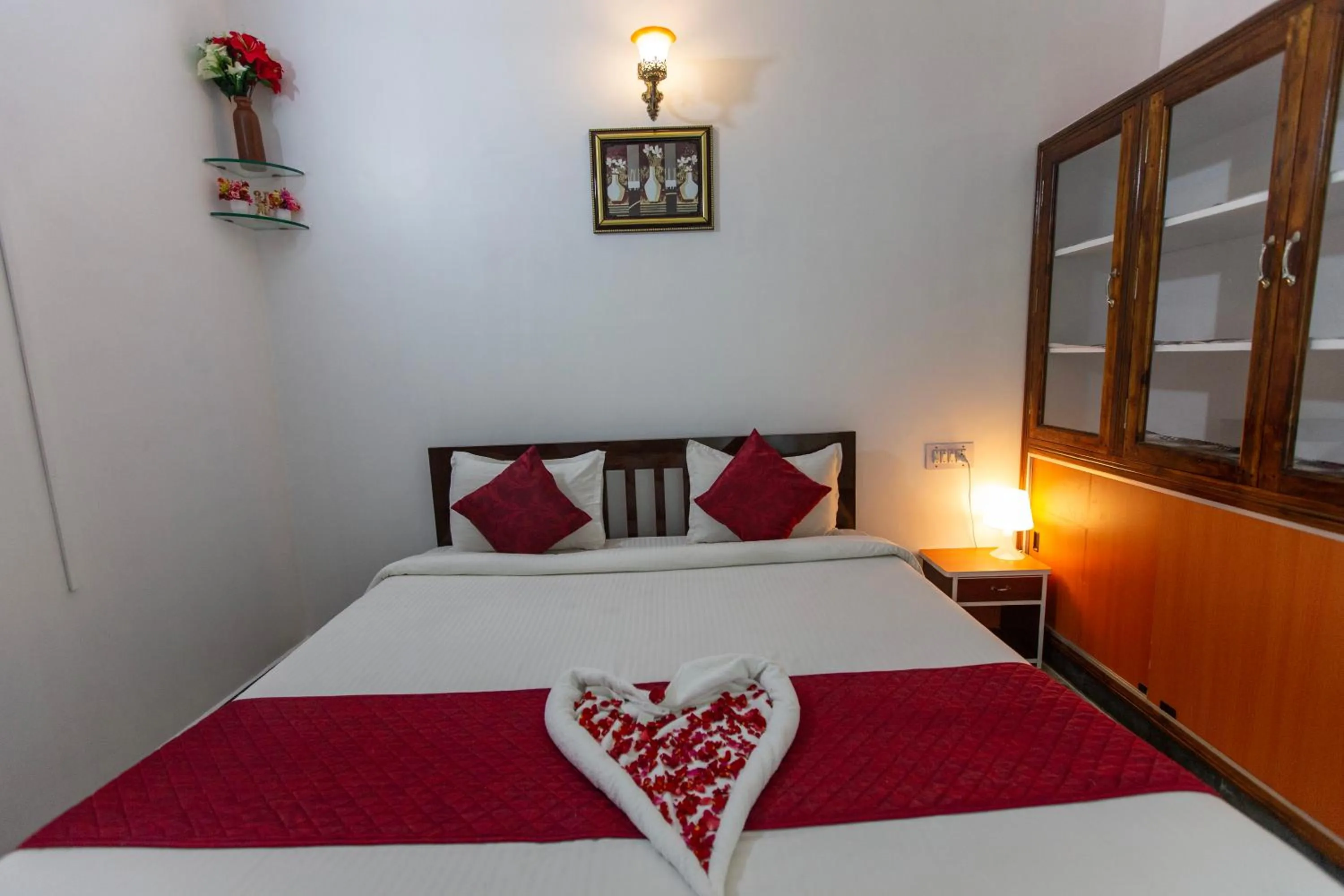 Bed in Sunflower Villa