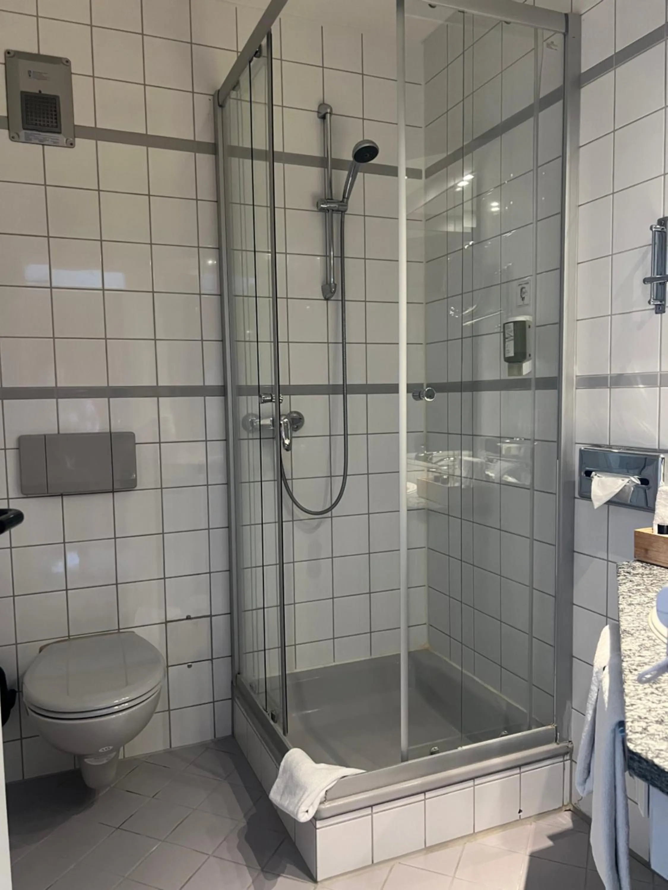 Bathroom in Astralis Hotel Domizil