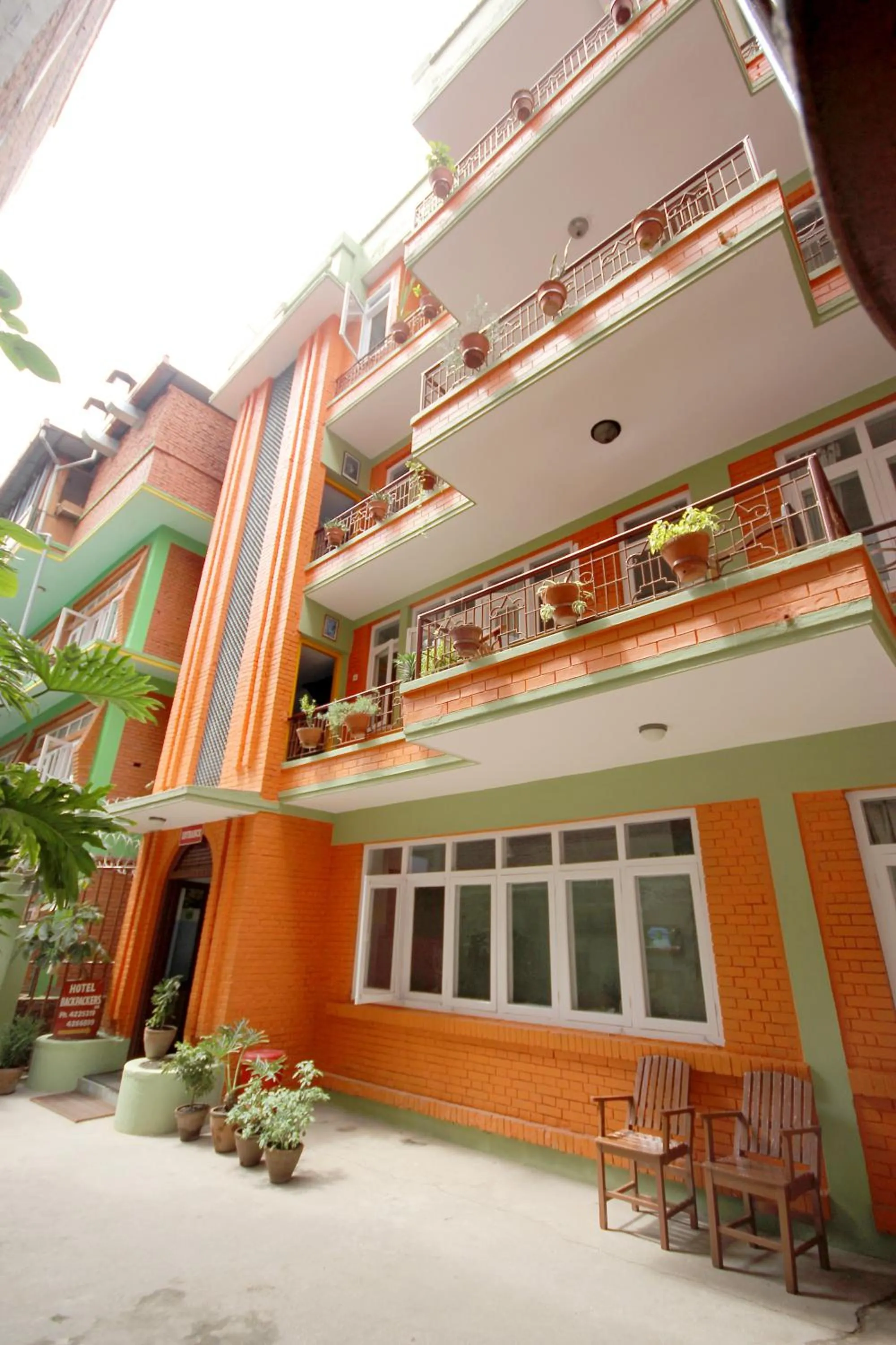 Property building in hotel Backpackers inn