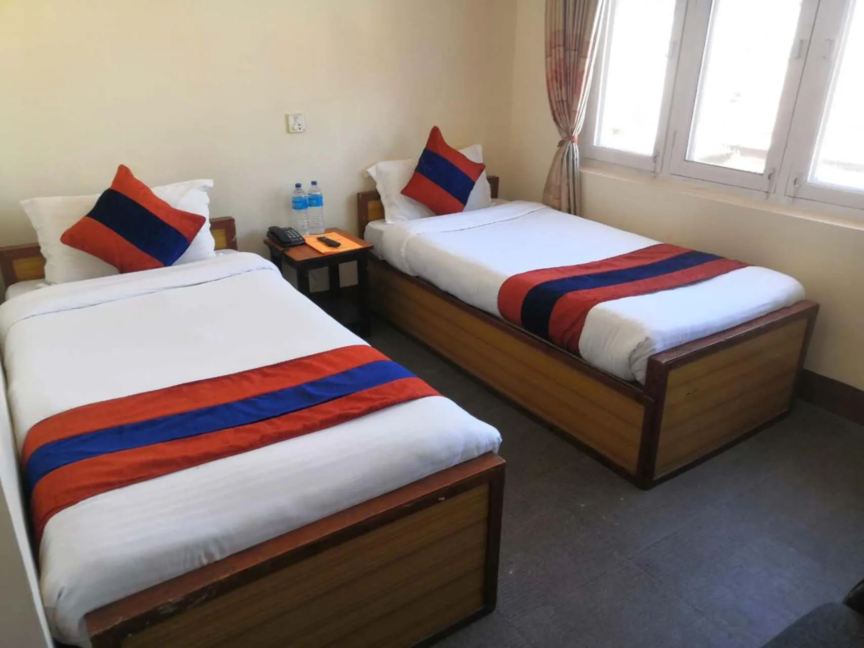 Bed in hotel Backpackers inn