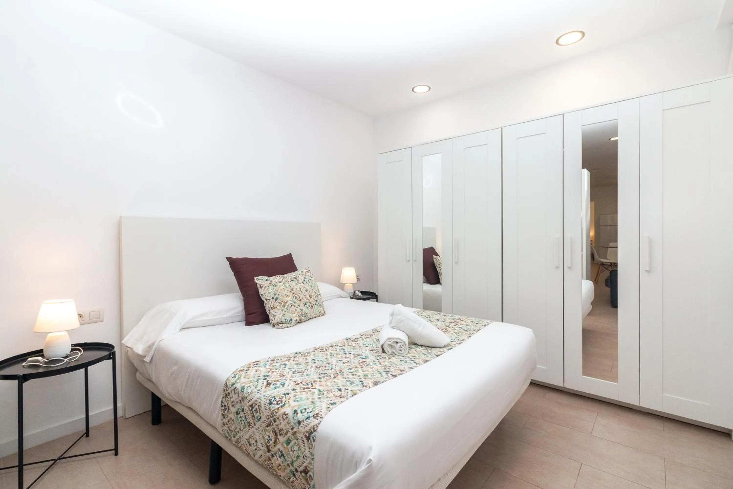 Bedroom, Bed in BET Apartments - Reig