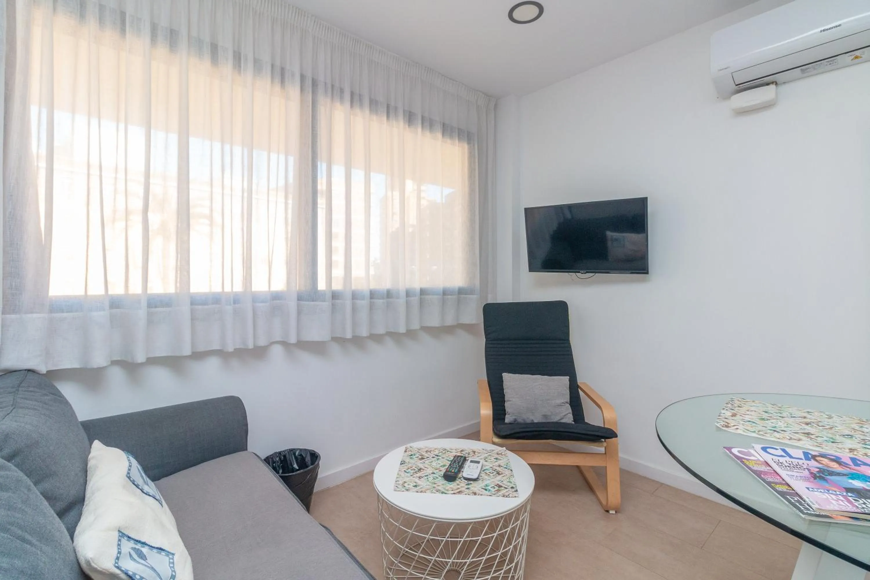 TV and multimedia in BET Apartments - Reig