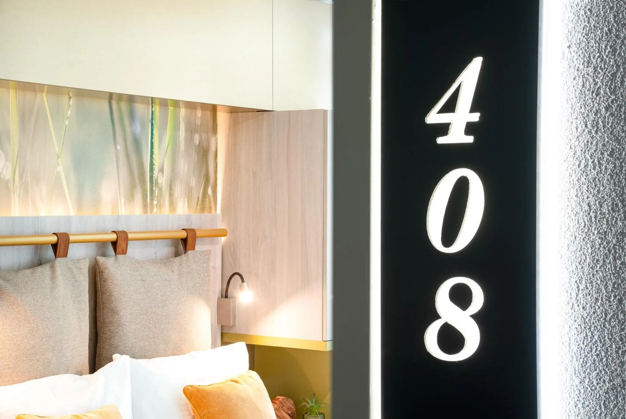 Photo of the whole room, Bed in HOTEL Am Spichernplatz