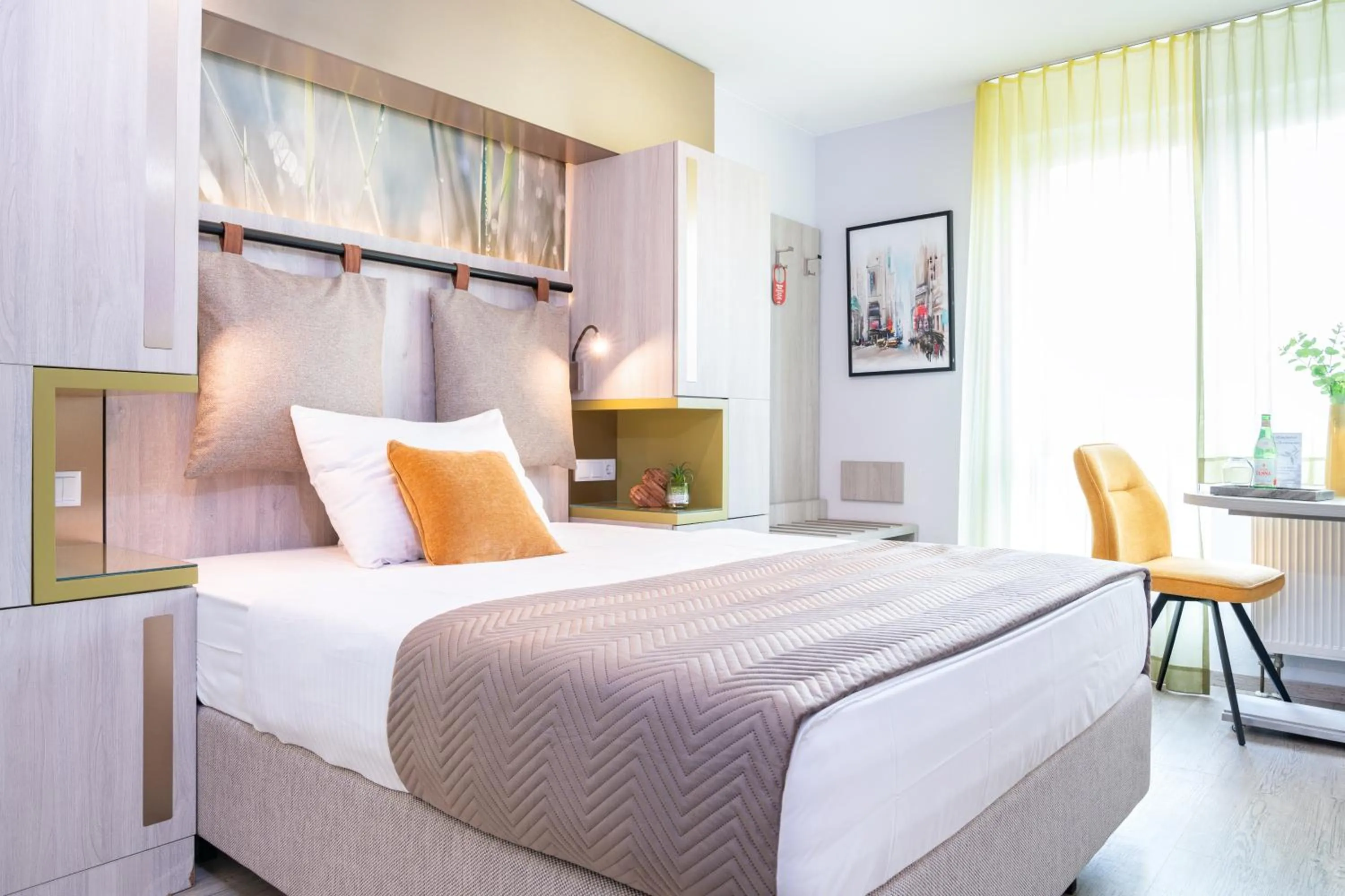 Bedroom, Bed in HOTEL Am Spichernplatz