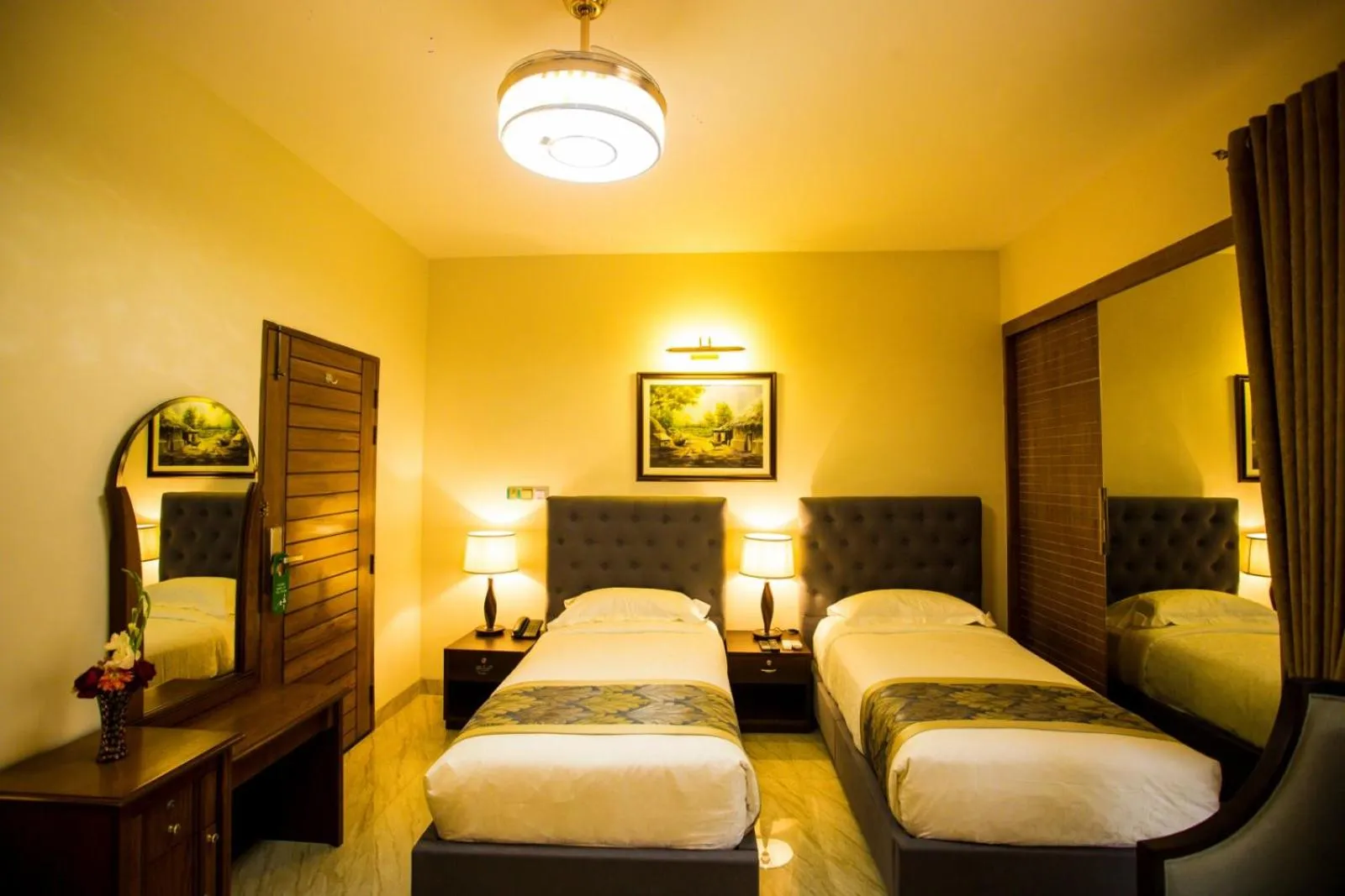 Bed in Shinepukur Suites