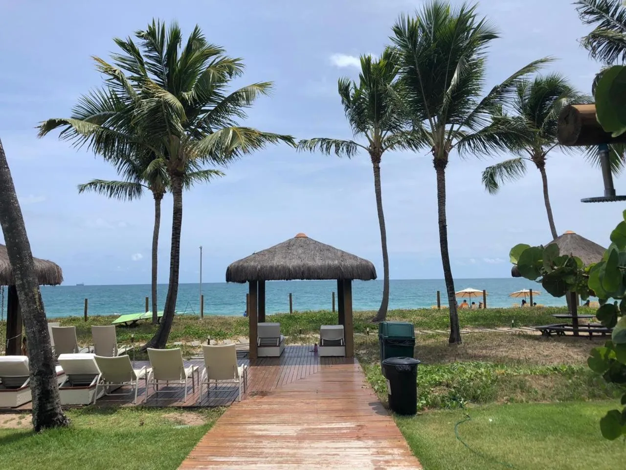 Flat Oka beach residence luxo