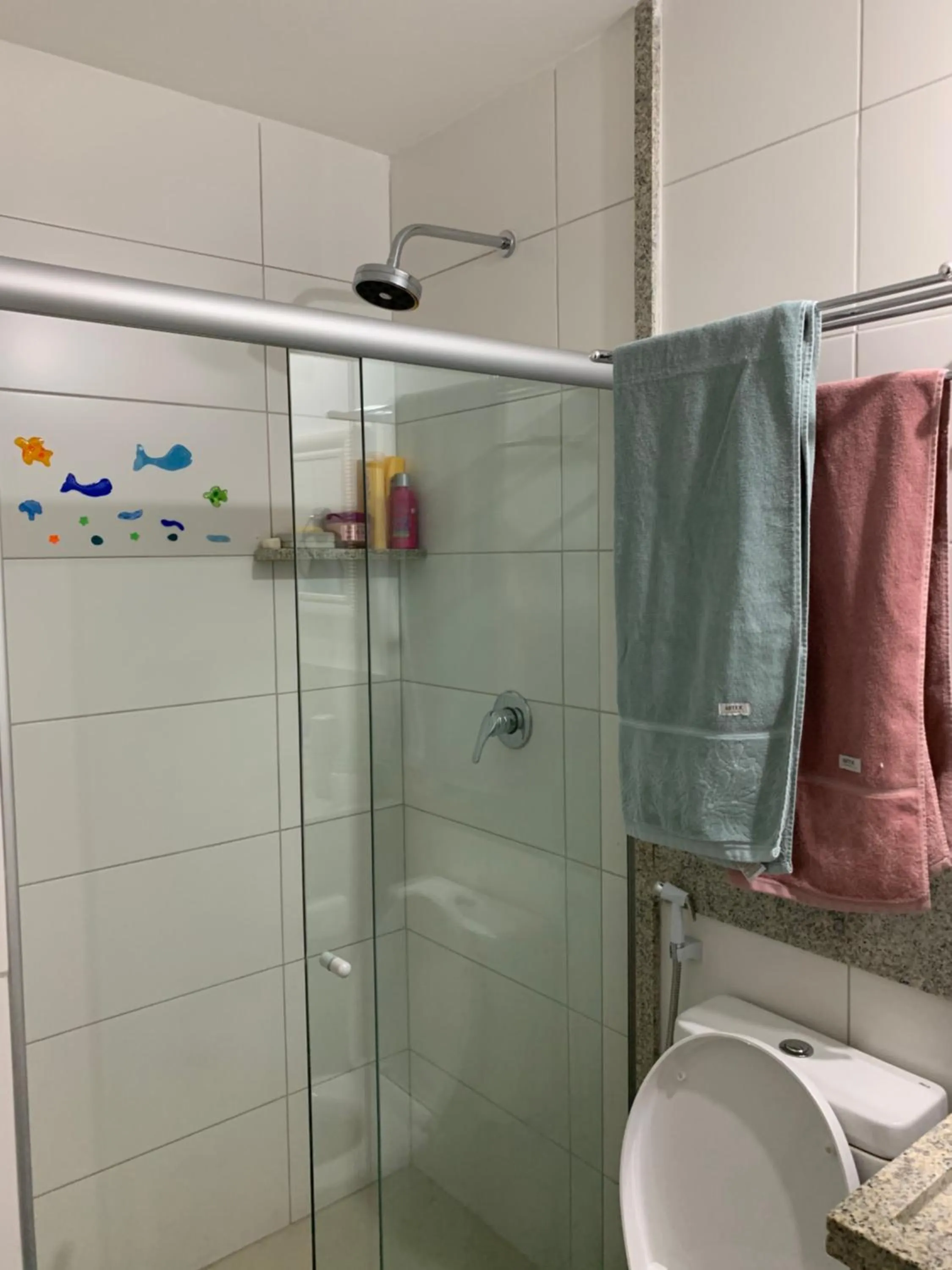 Shower in Flat Oka beach residence luxo