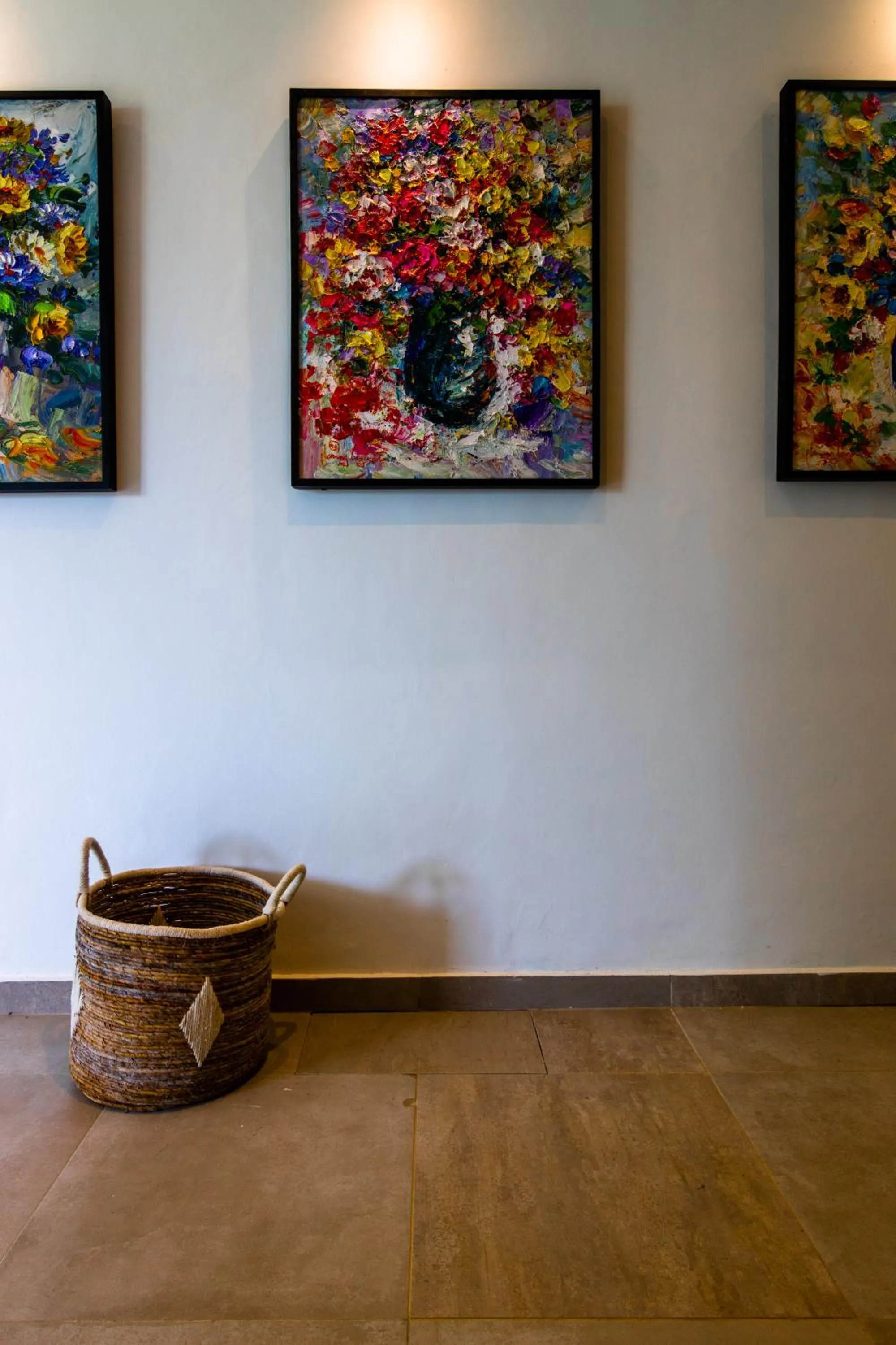 Bathroom in Nero North