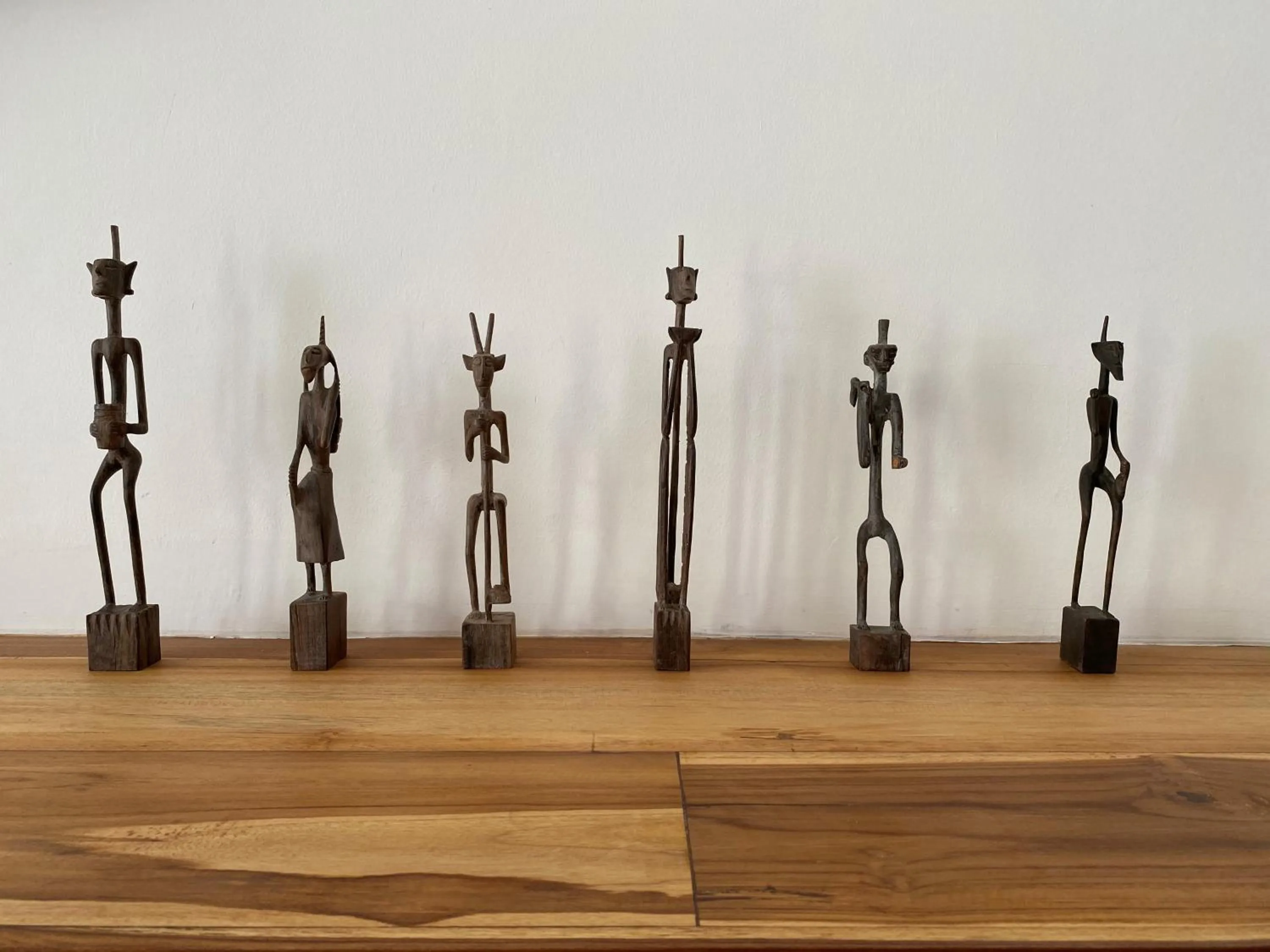 Bedroom in Nero North