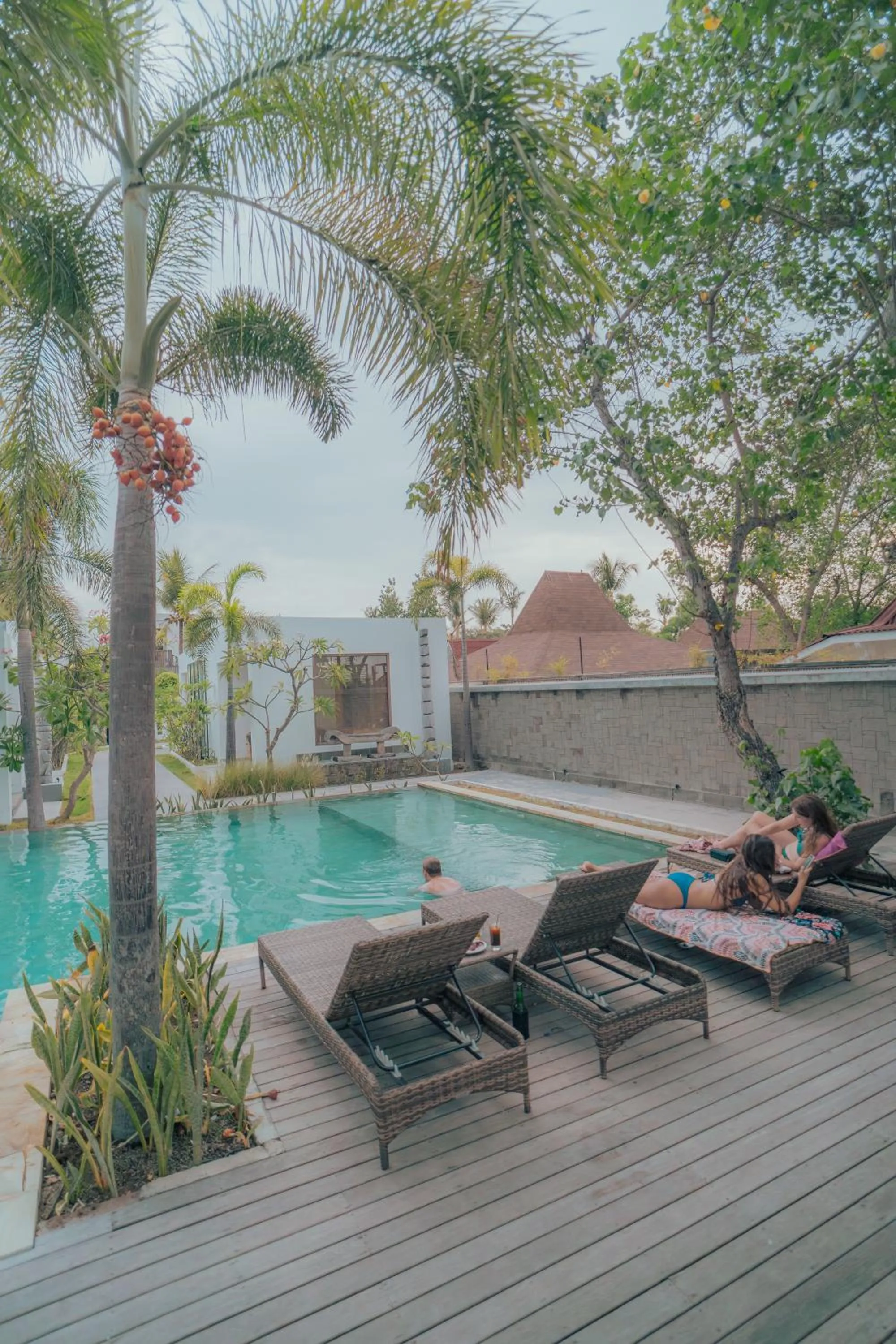 Swimming pool in Nero North