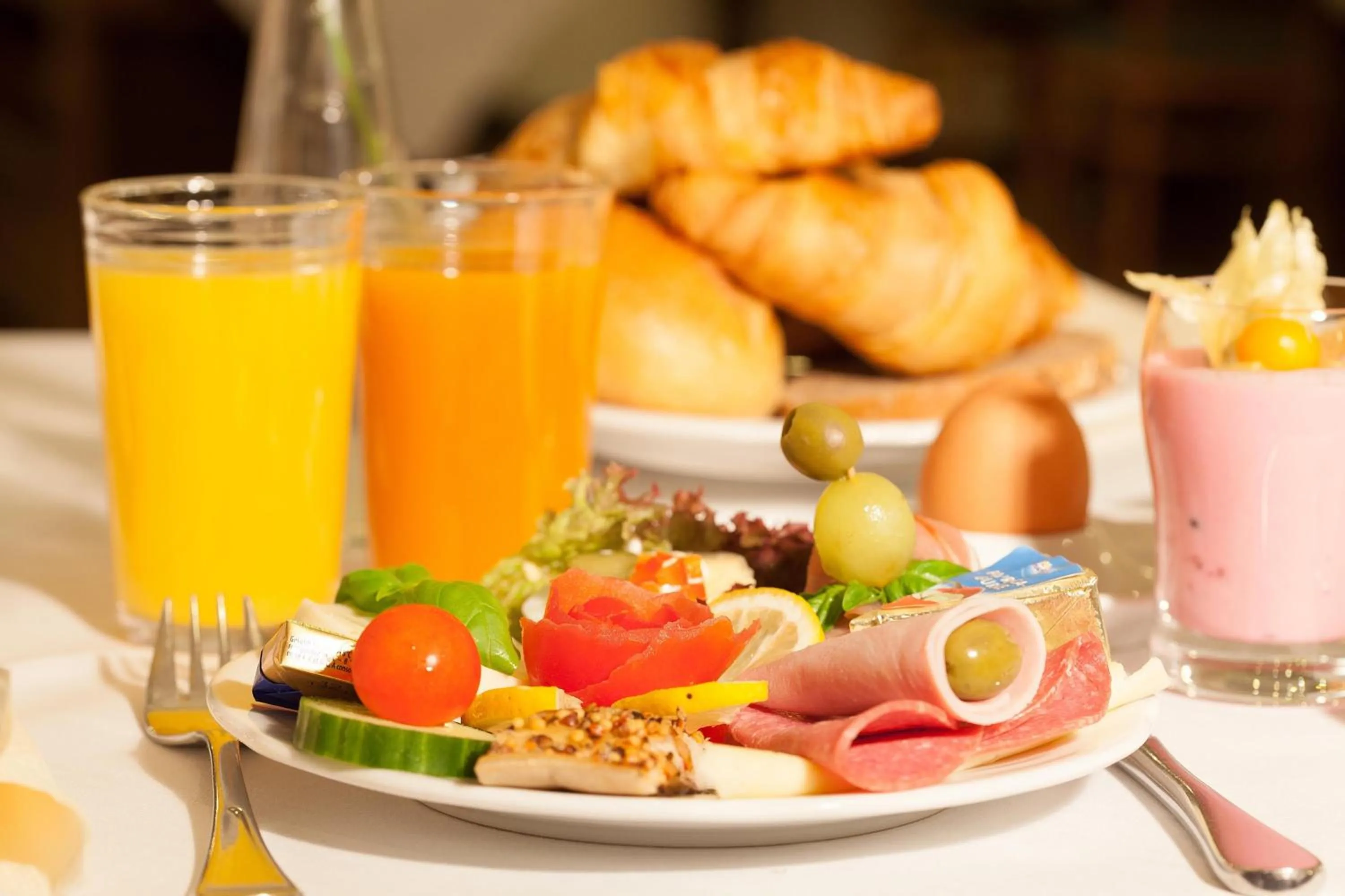 Breakfast in Sure Hotel by Best Western Ambassador Duesseldorf