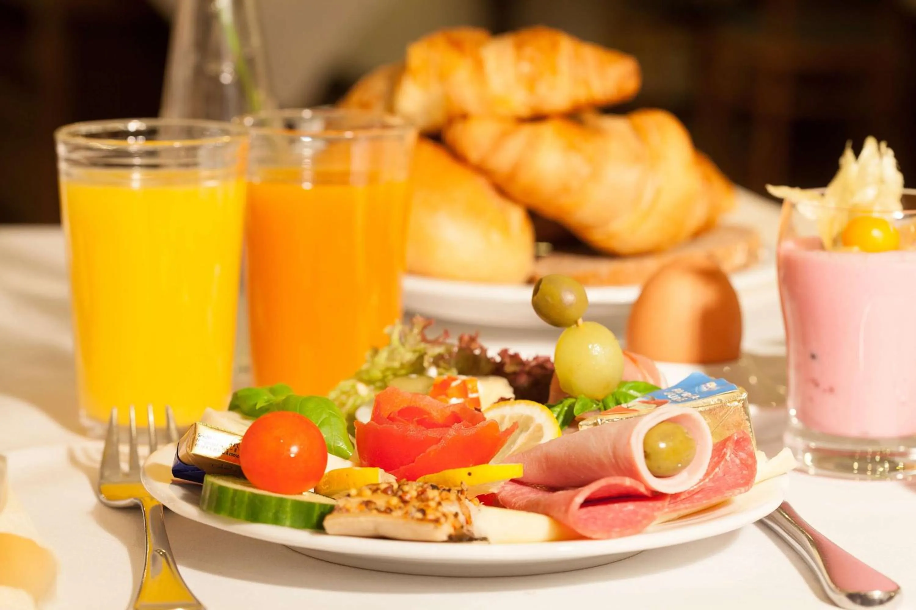 Breakfast in Sure Hotel by Best Western Ambassador Duesseldorf